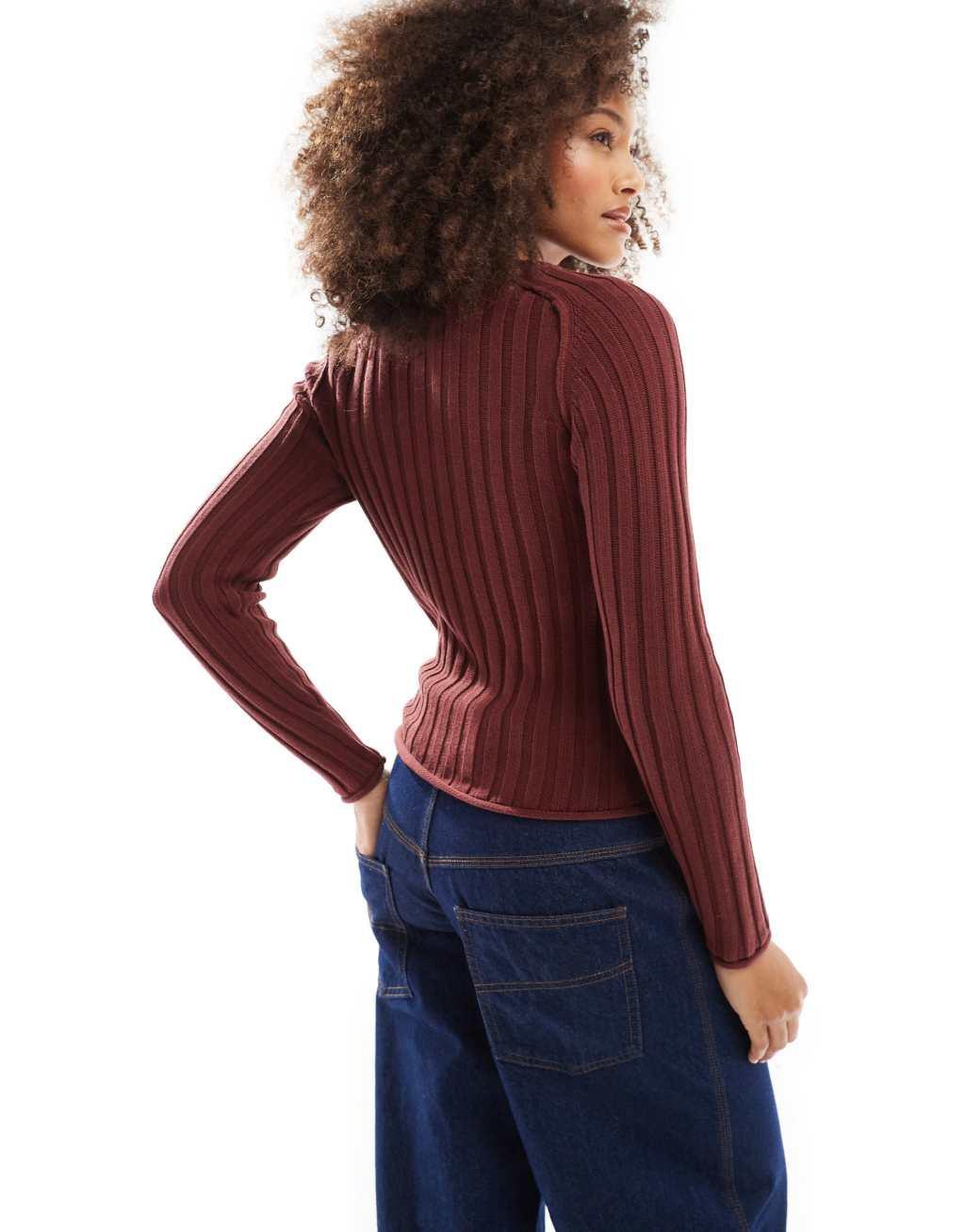 Pull&Bear ribbed knit sweater in burgundy Product Image