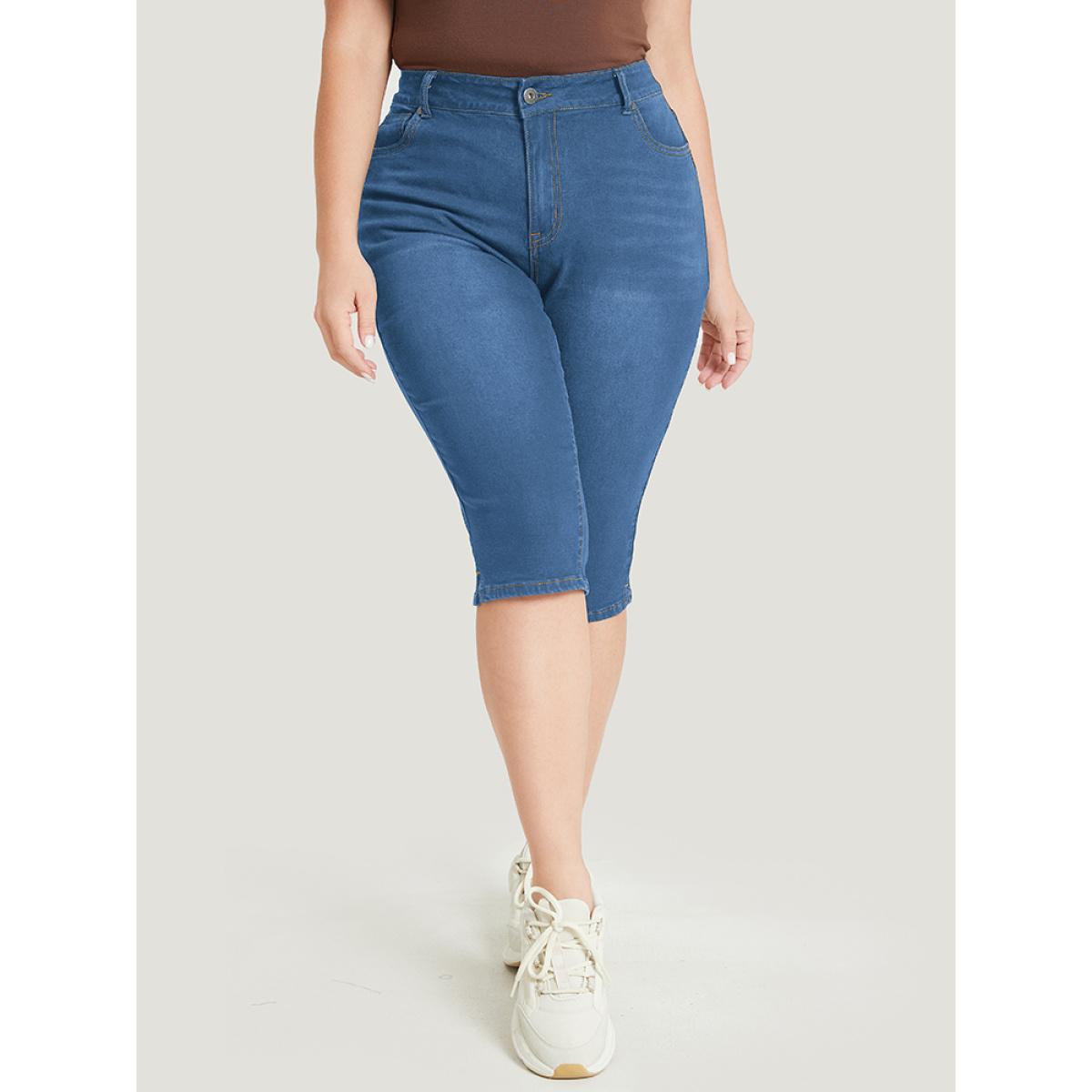 Plus Size Skinny Very Stretchy Dark Wash Split Knee Denim Shorts Women Blue High stretch Dailywear Side seam pocket Casual Denim Shorts BloomChic 12/L Product Image