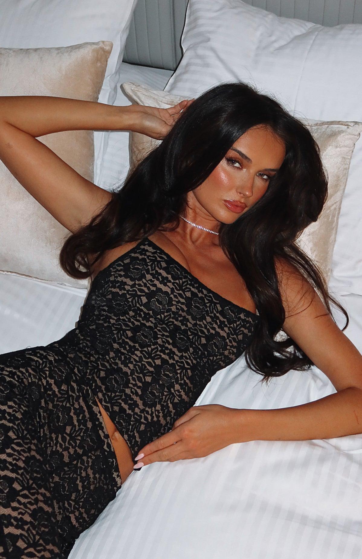 Vibe With Me Lace Top Black Product Image