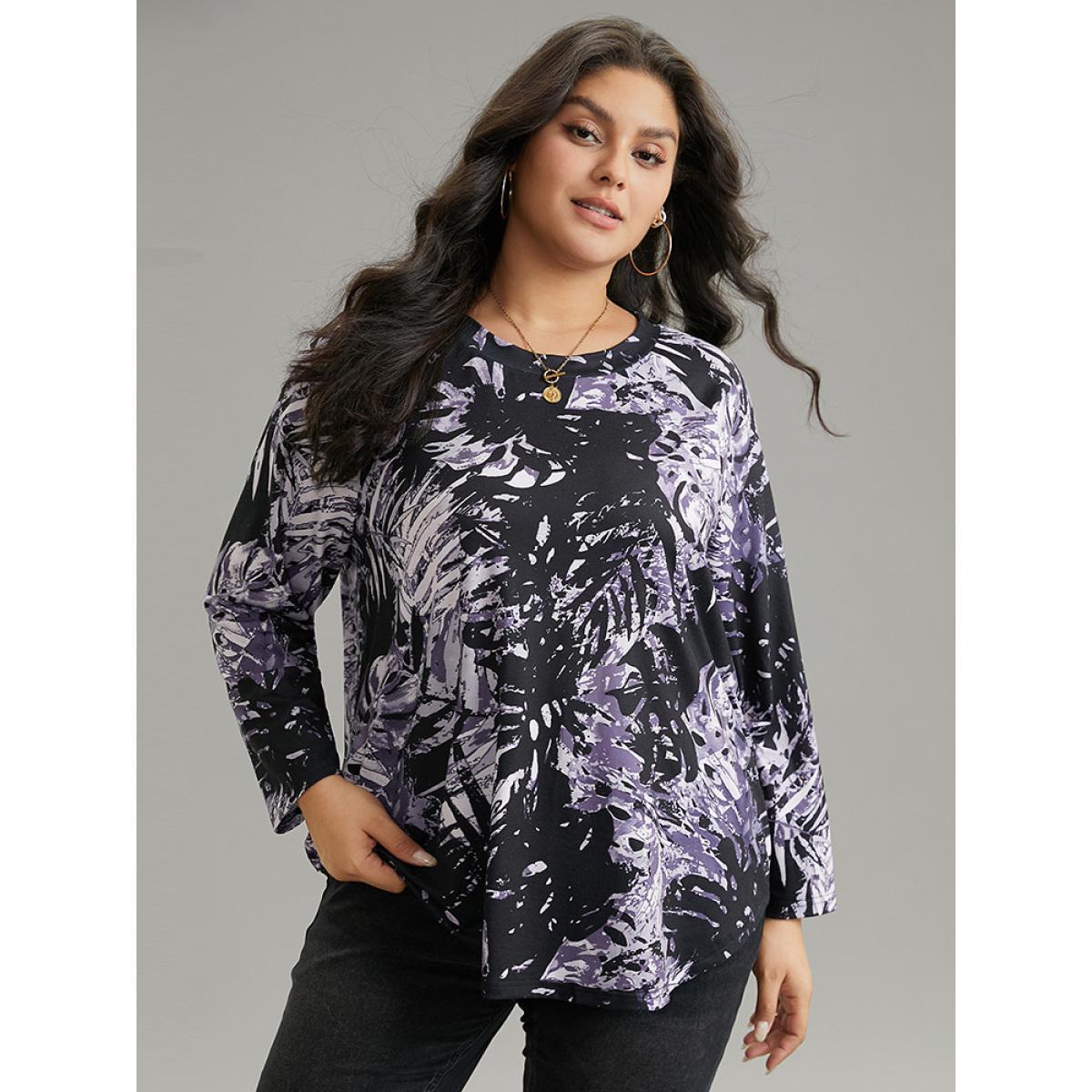 Plus Size Tie Dye Curved Hem T-shirt Black Women Casual Printed Silhouette Floral Print Round Neck Dailywear T-shirts BloomChic 28/5X Product Image