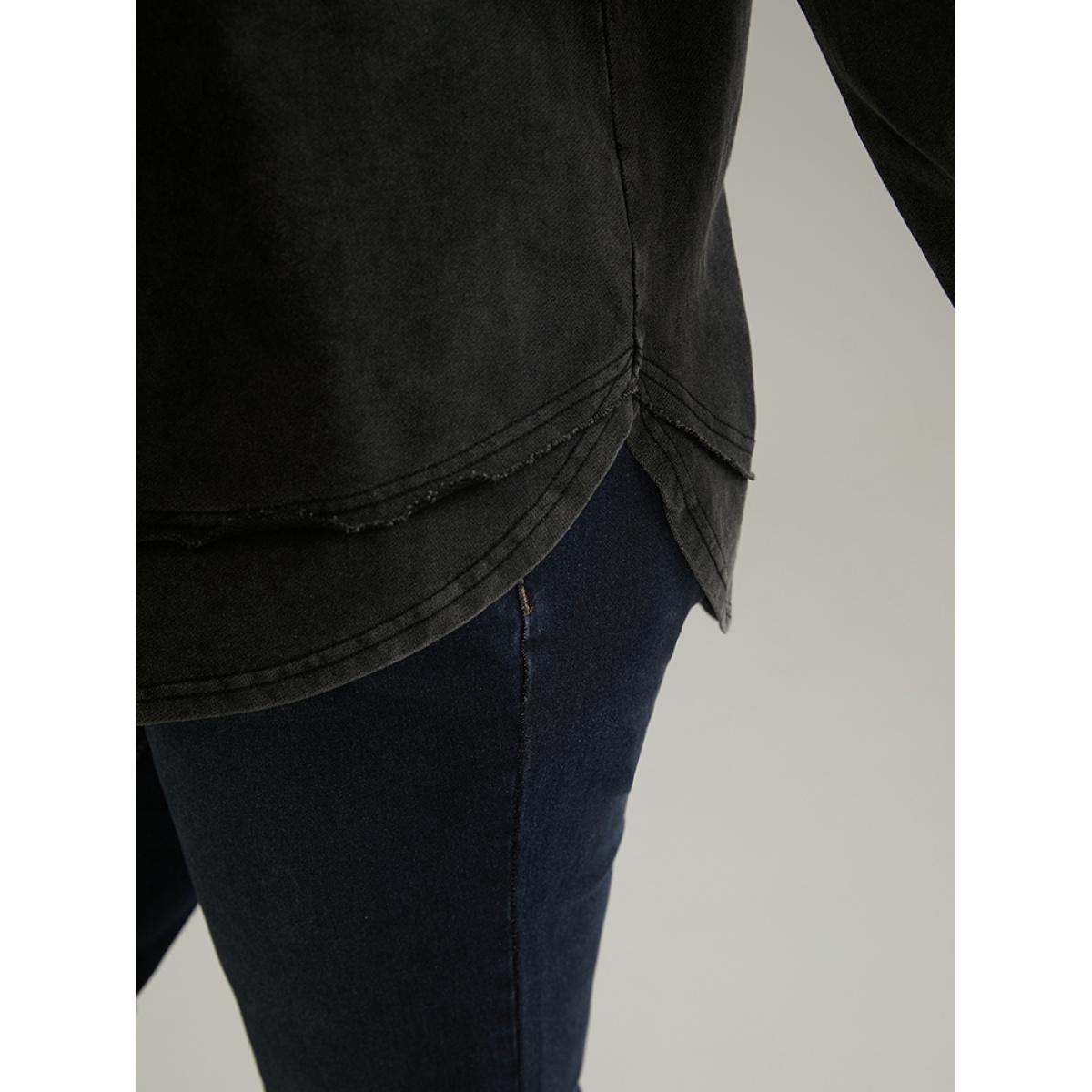 Plus Size Vintage Split Arc Hem Patched Pocket Sweatshirt Women Black Casual Plain Round Neck Everyday Sweatshirts BloomChic 22-24/3X Product Image