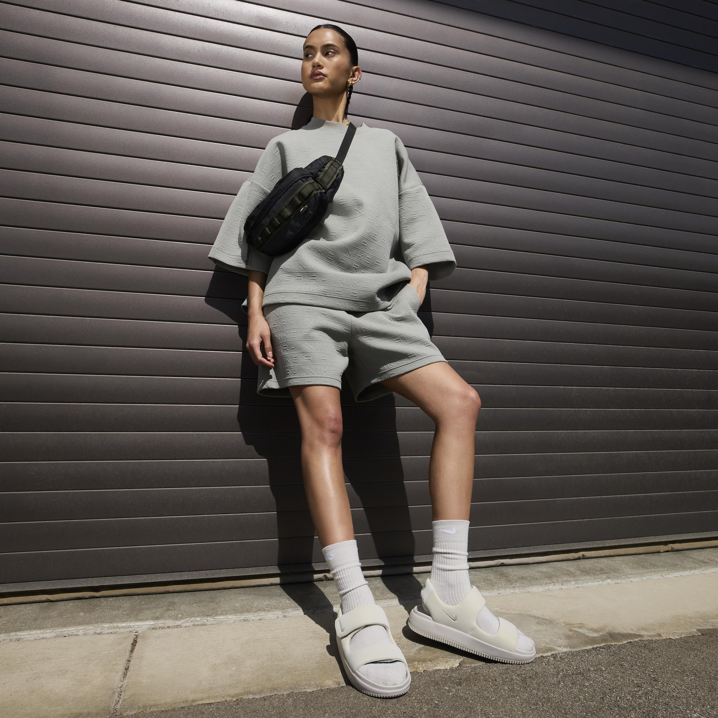 Nike Women's Calm Sandals Product Image