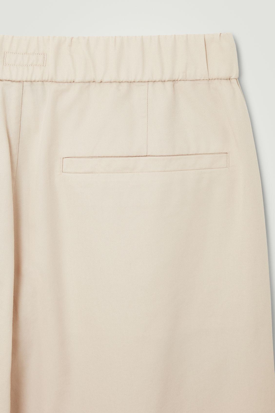 ELASTICATED TAPERED TWILL PANTS Product Image
