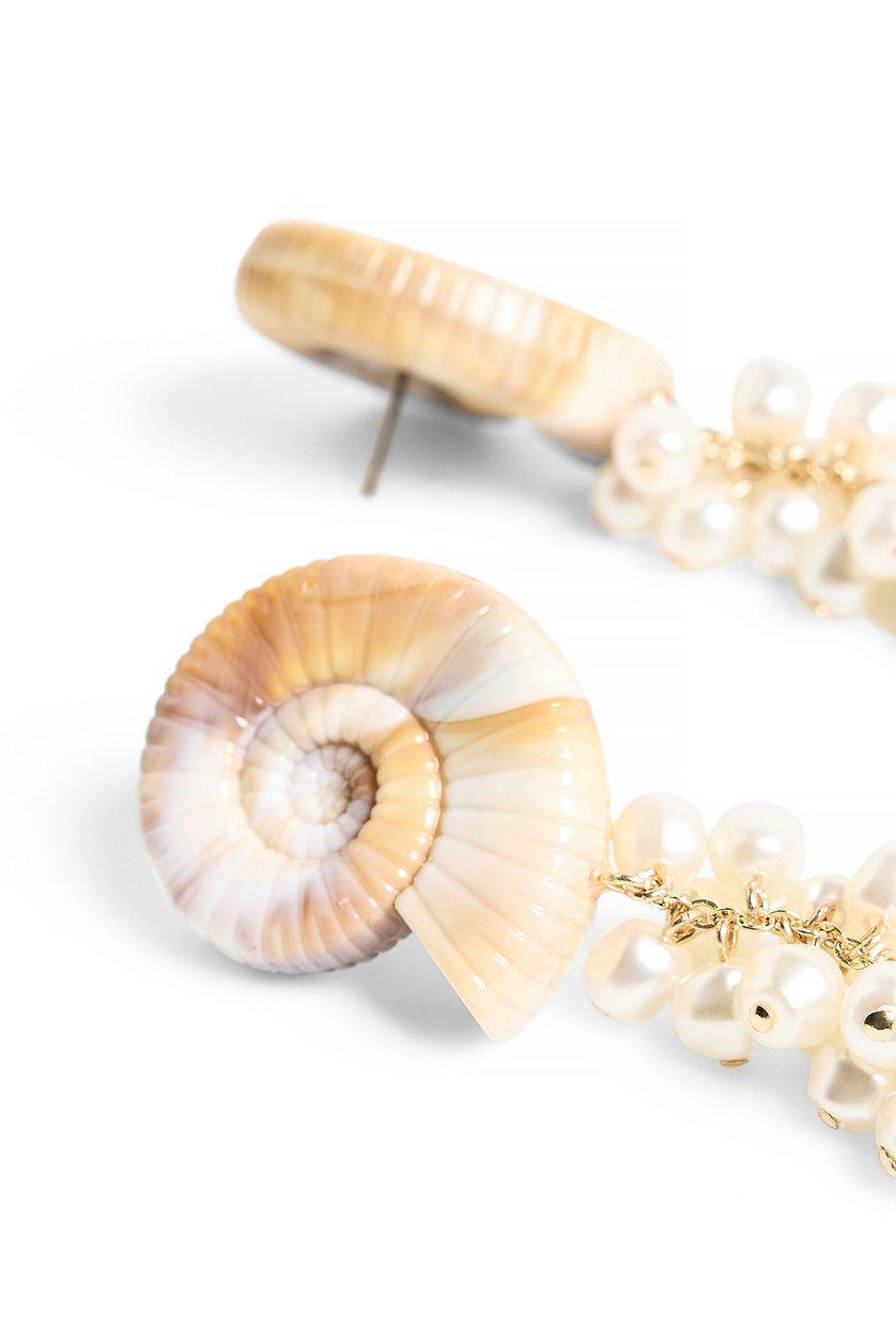 Shell Earrings Product Image