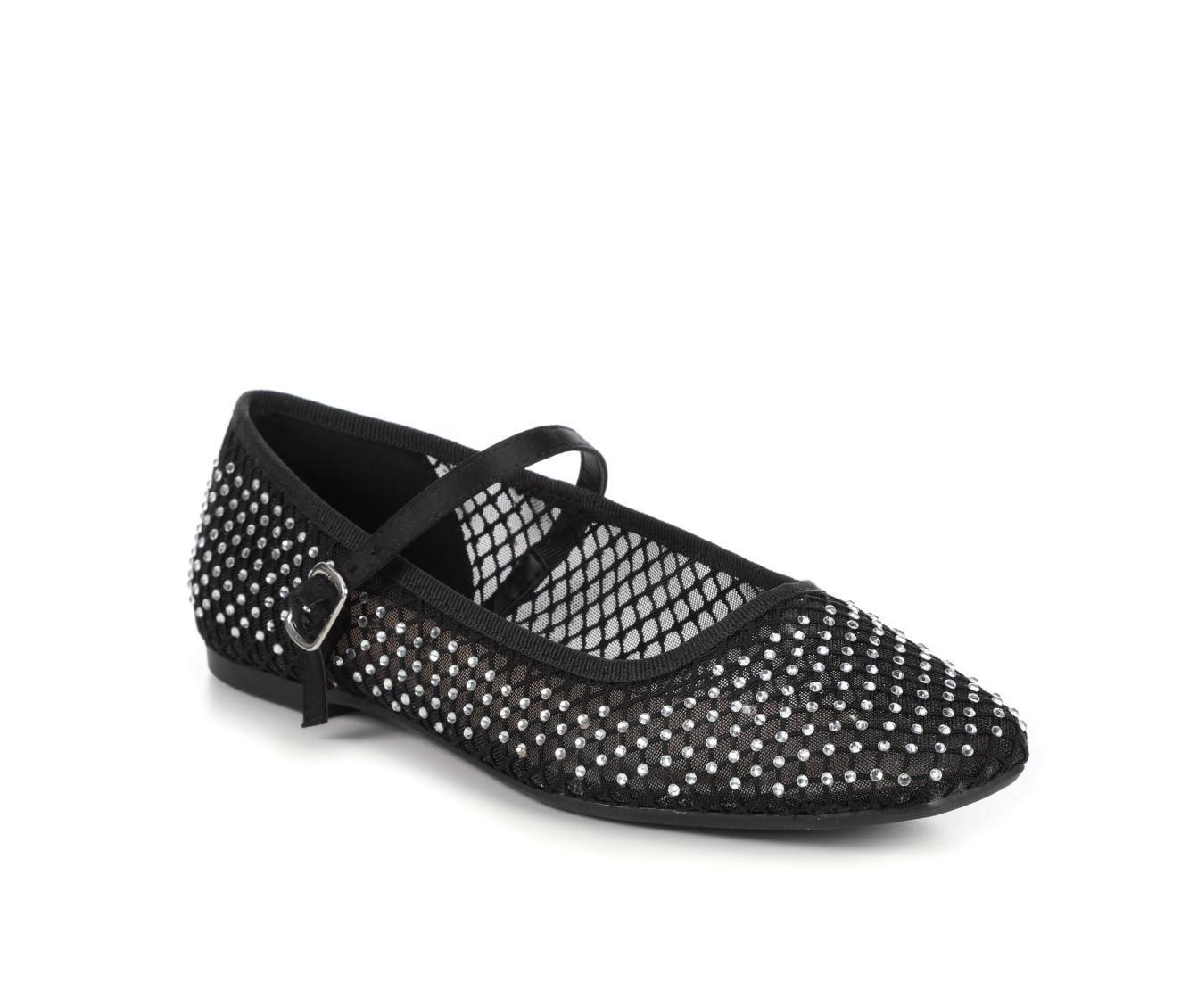 Women's Soda Geneva-S Flats Product Image