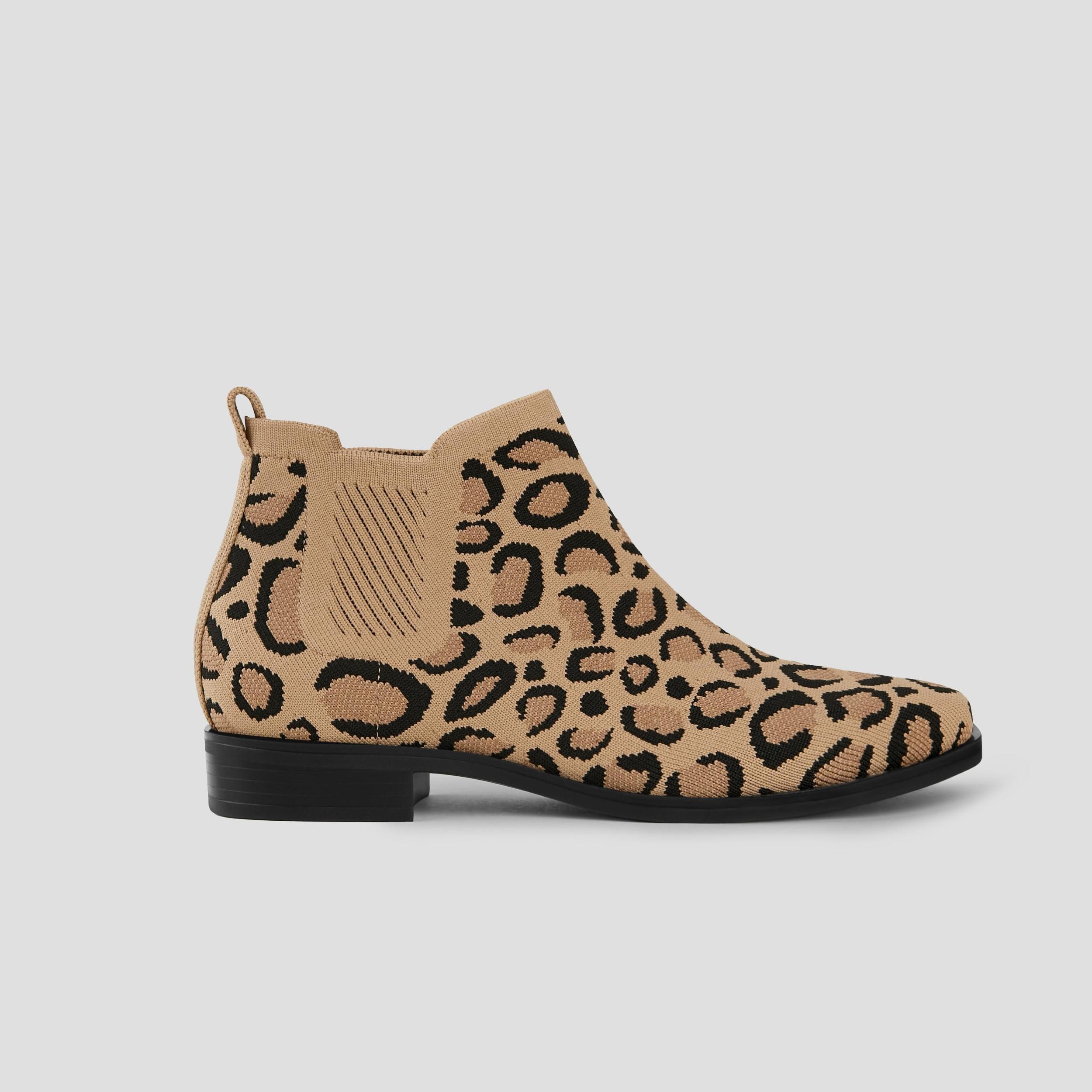 Square-Toe Water-Repellent Ankle Boots (Ryan Pro) Product Image