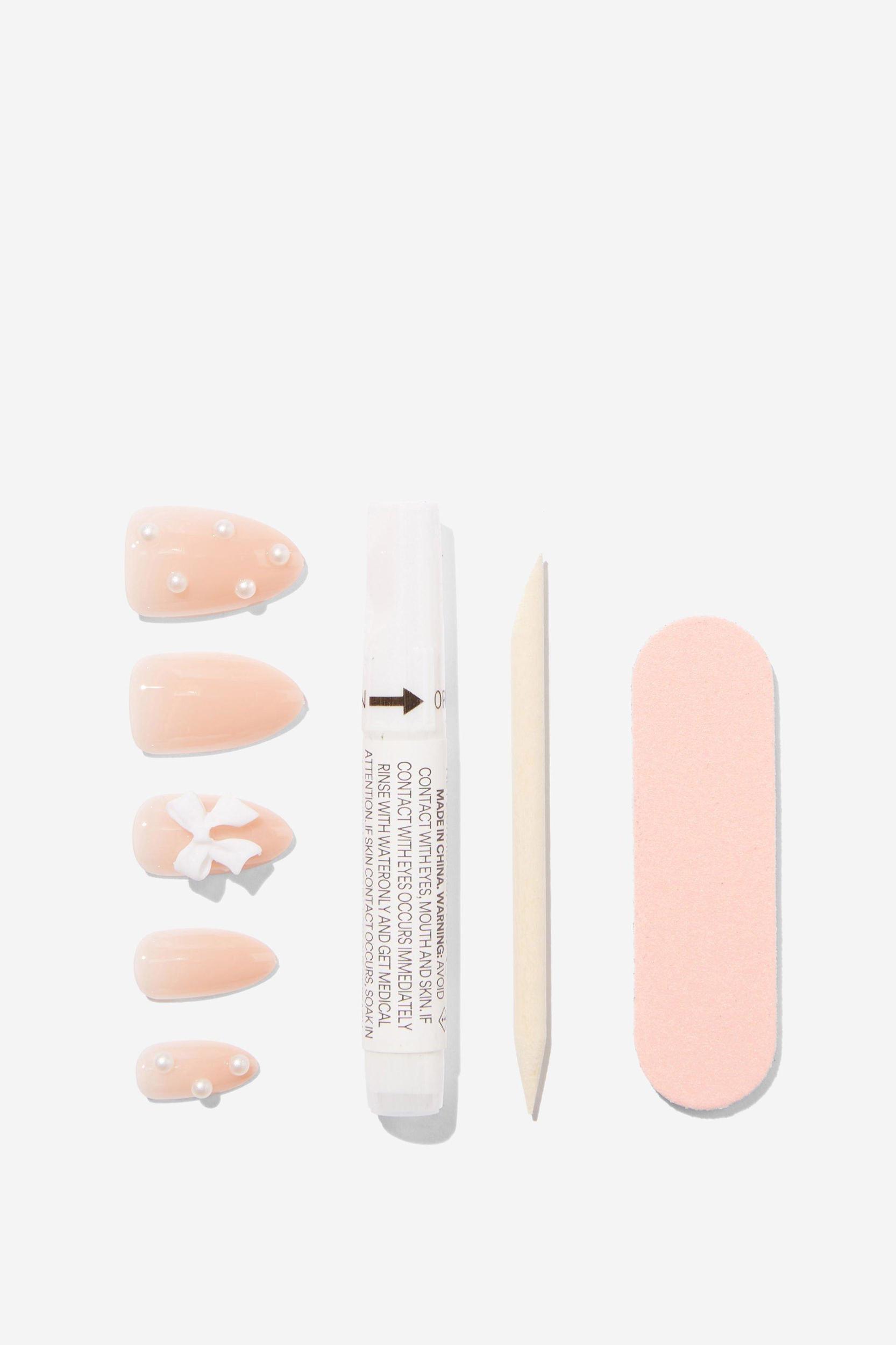 Press On Nails Product Image