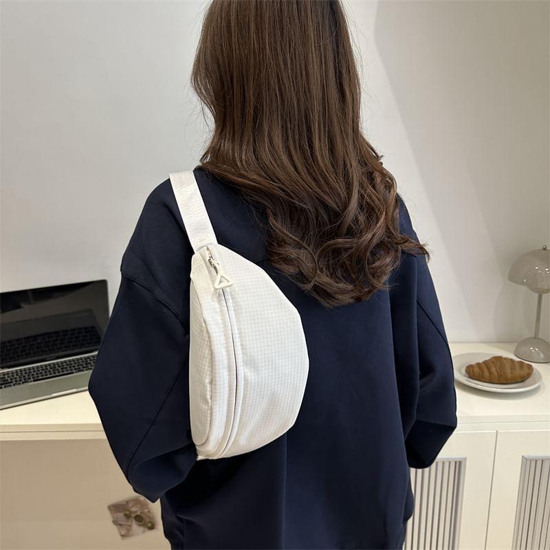 Plain Belt Bag Product Image