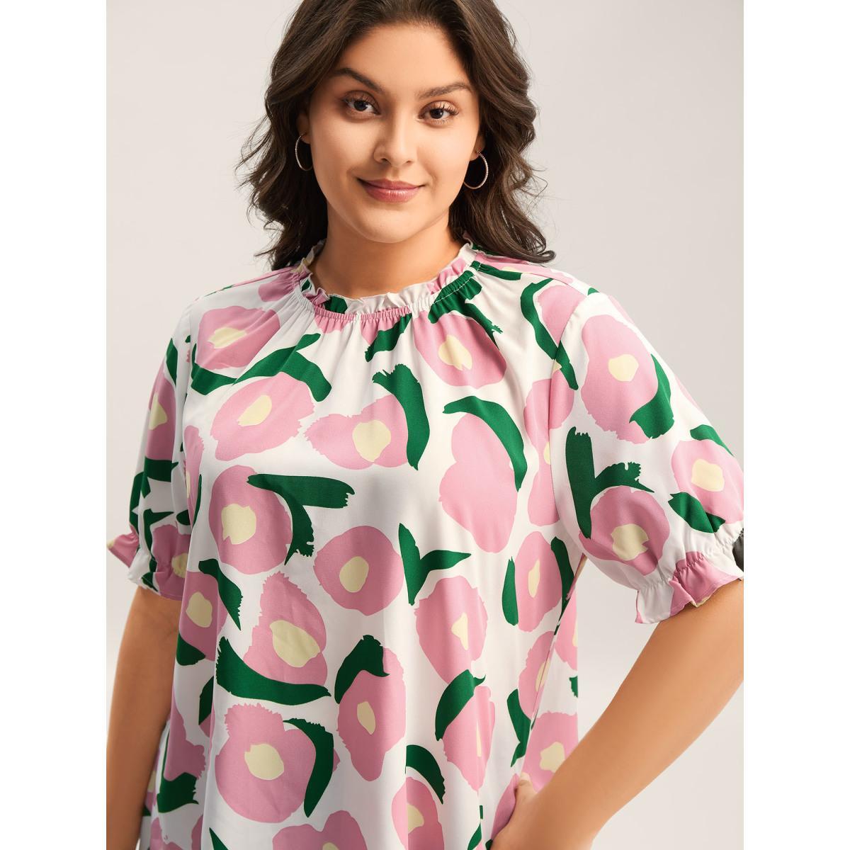 Plus Size Originalwhite Floral Print Ruffled Neck Puffy Sleeve Blouse Women Short sleeve Round Neck Everyday-Casual Blouses BloomChic 28/5X Product Image