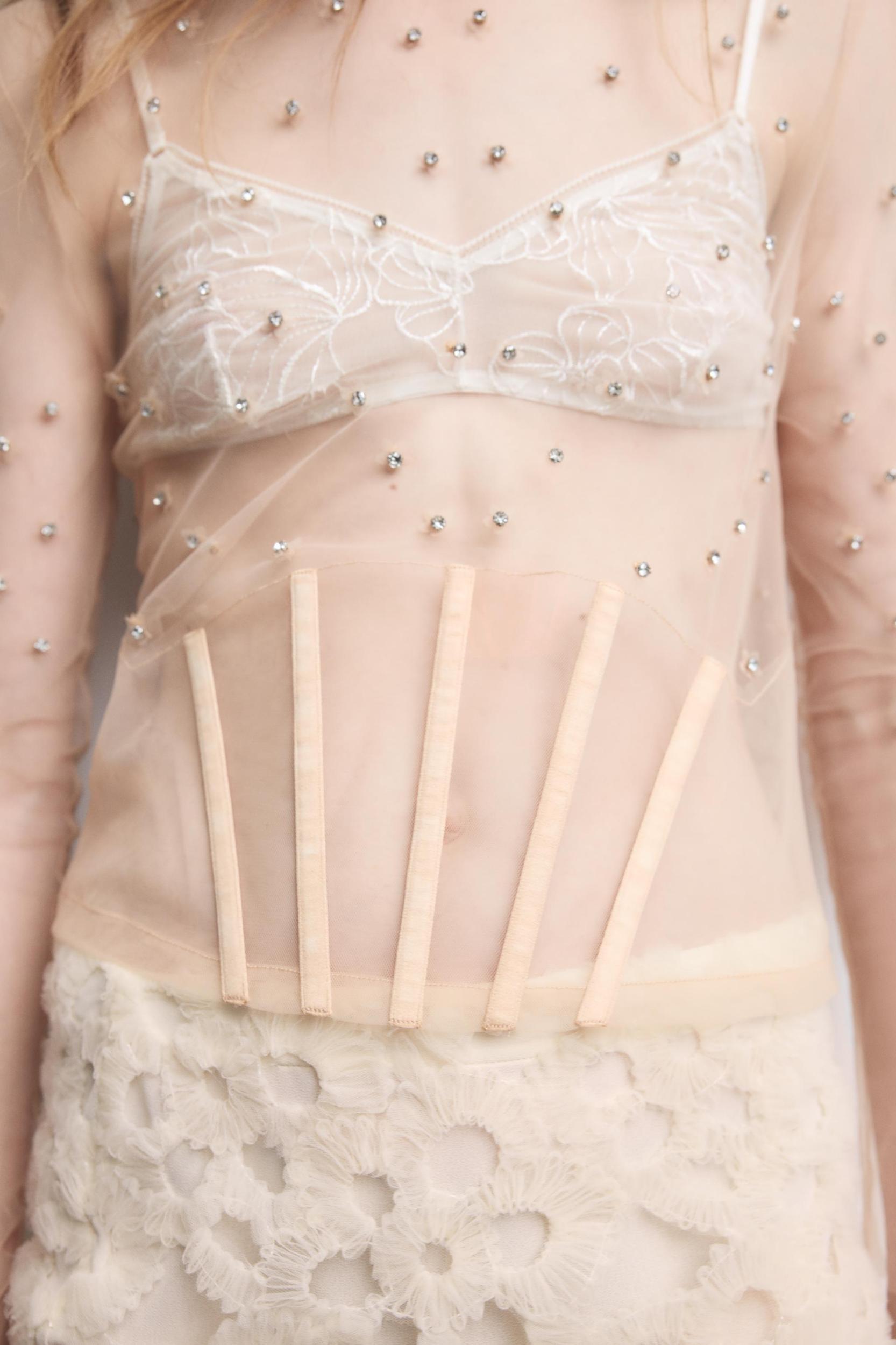 TULLE MINI SKIRT Product Image