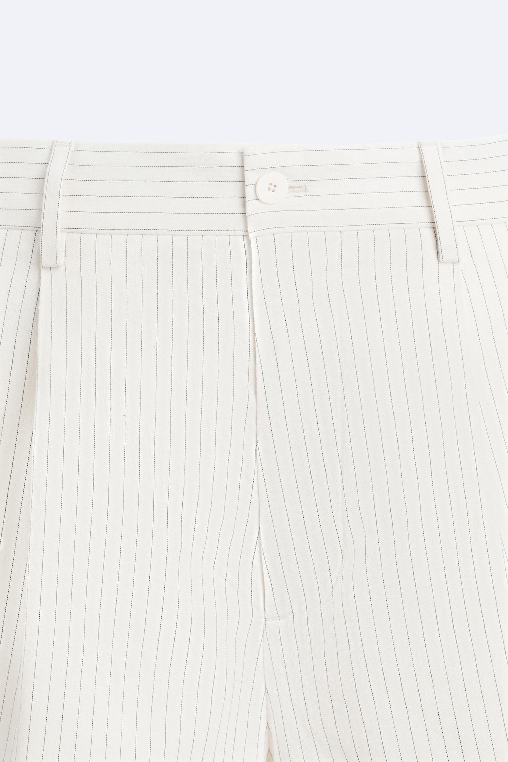 STRIPED SHORTS Product Image