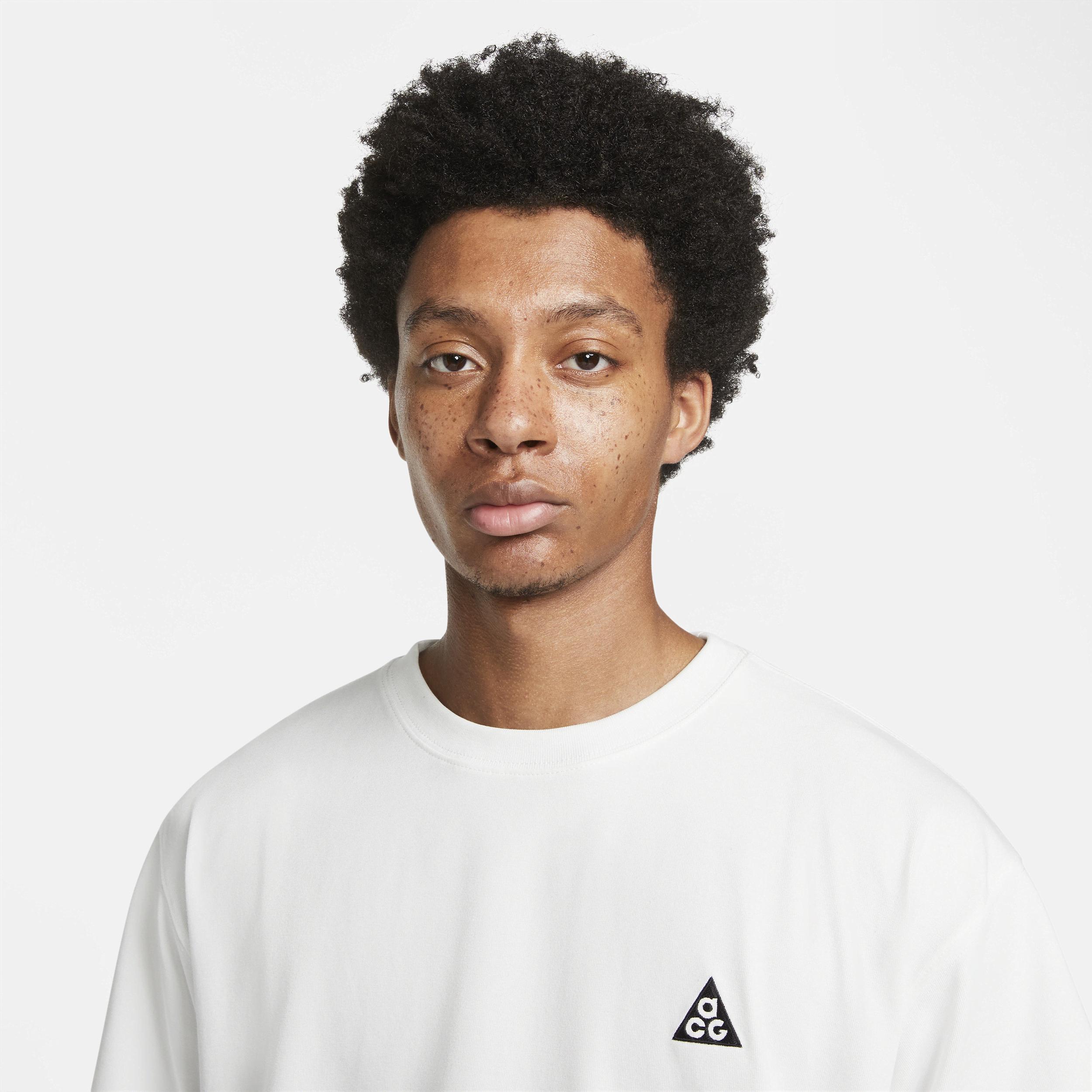 Men's Nike "Just Do It" Logo Tee, Size: Small, Black White Product Image