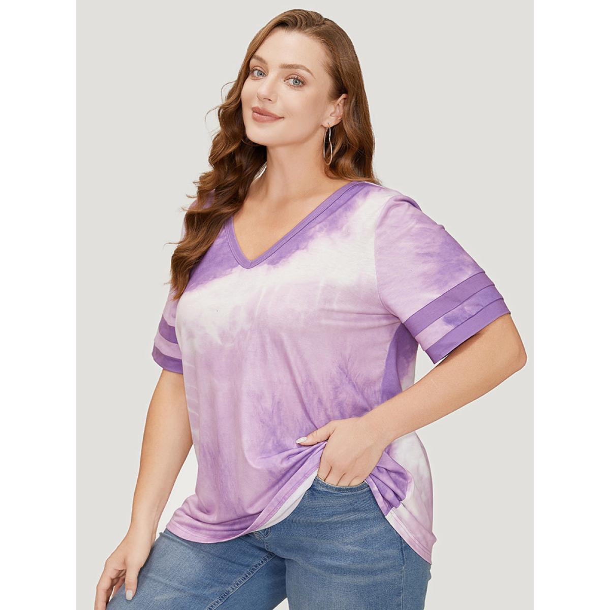Plus Size Tie Dye V Neck Contrast Trim T-shirt Lilac Women Casual Contrast Tie Dye V-neck Dailywear T-shirts BloomChic 28/5X Product Image