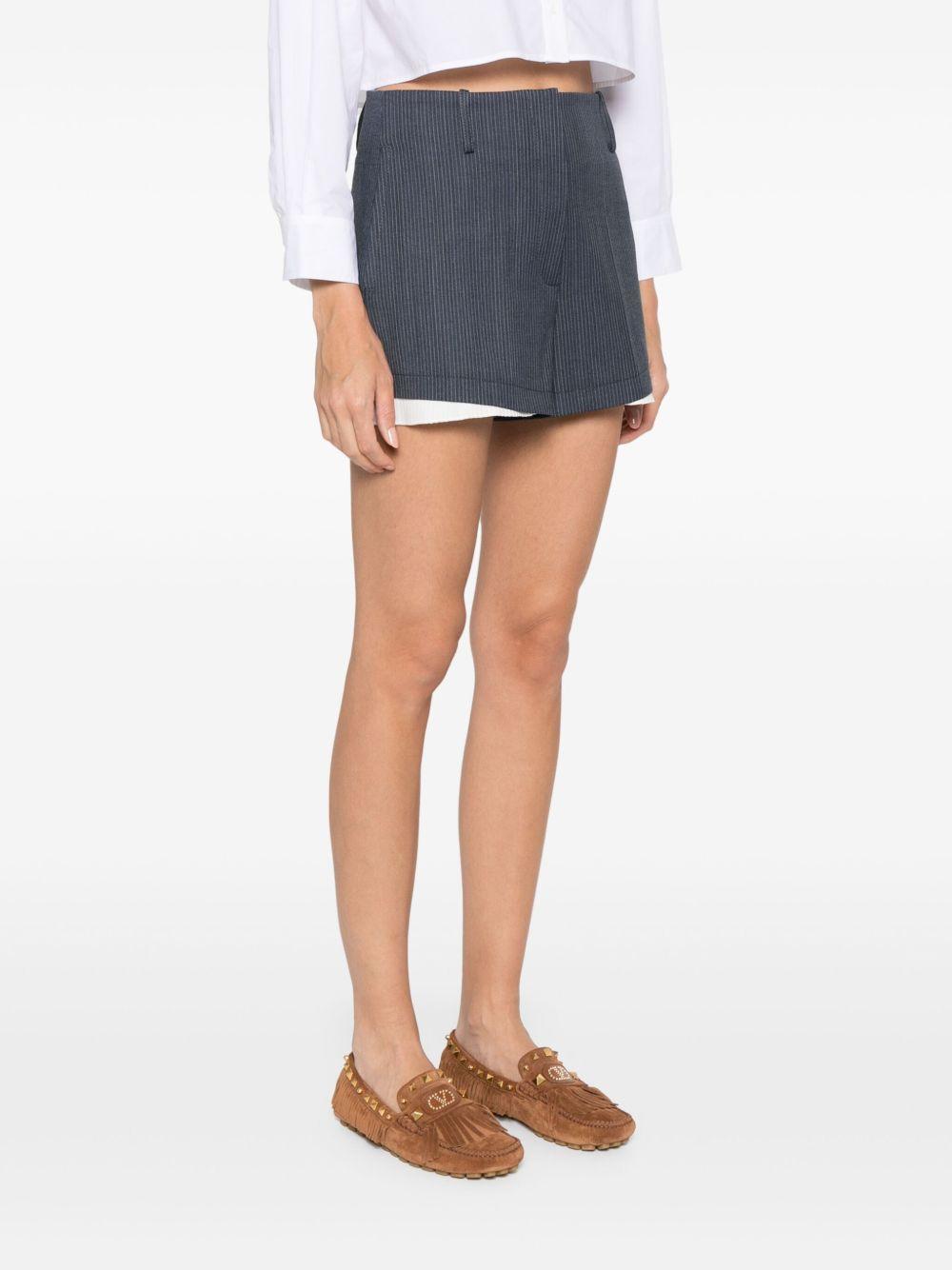 taille shorts Product Image