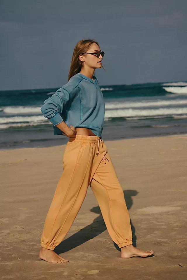 Sprint To The Finish Pants Product Image