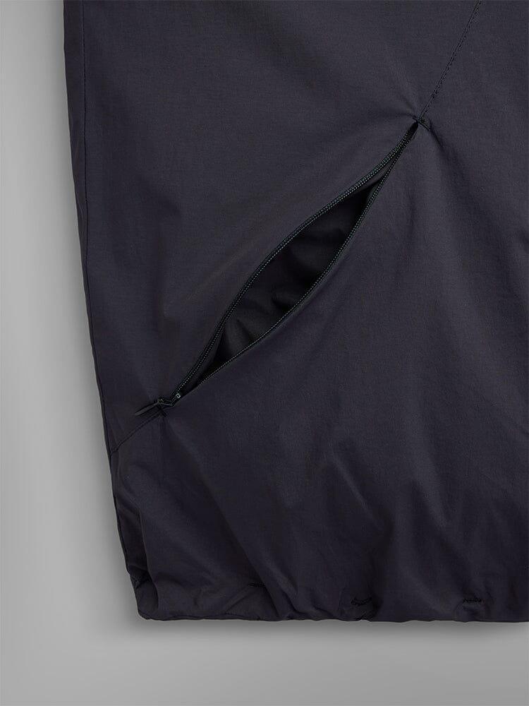 INSULATED HOODED PARKA Product Image