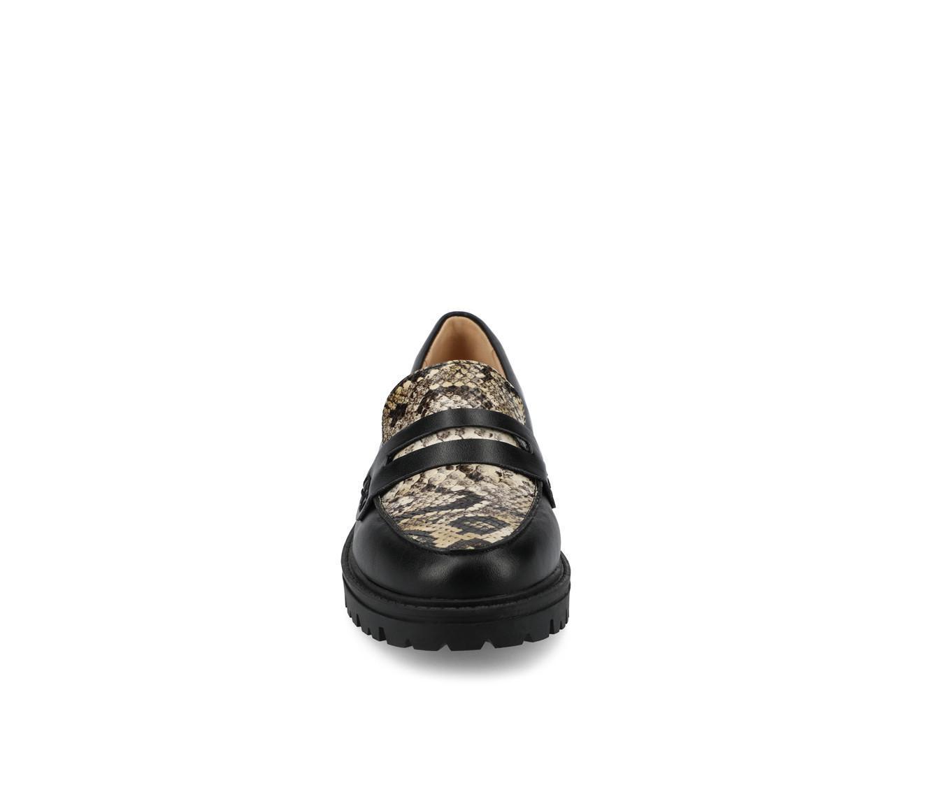 Women's Journee Collection Kenly Lugged Loafers Product Image