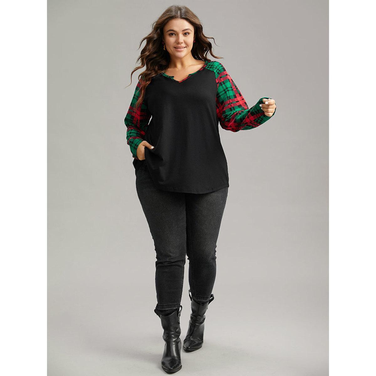 Plus Size Plaid Contrast Notched Raglan Sleeve T-shirt Black Women Casual Contrast Plaid Notched collar Festival-Christmas T-shirts BloomChic 26/4X Product Image