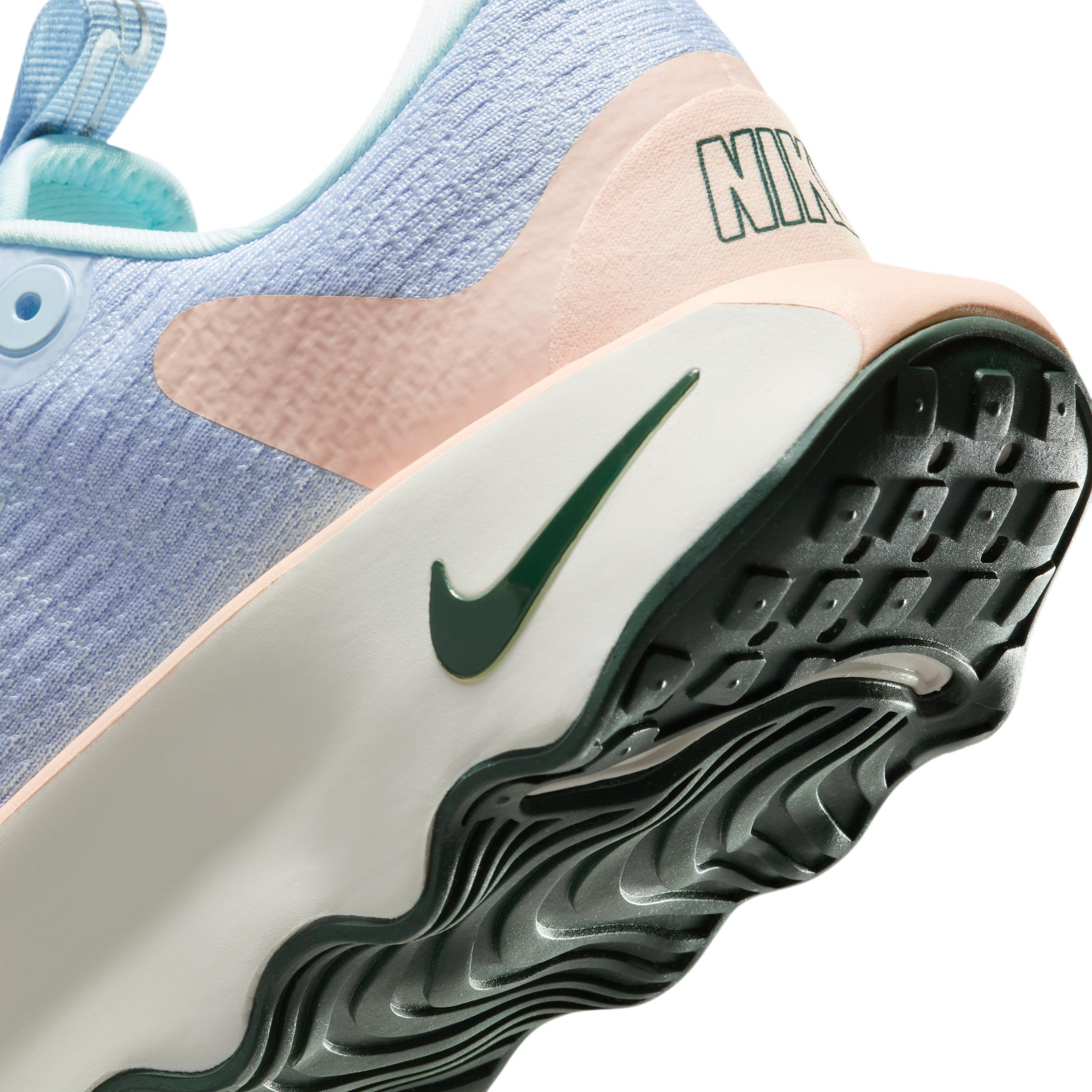 Nike Women's Motiva Premium Walking Shoes Product Image