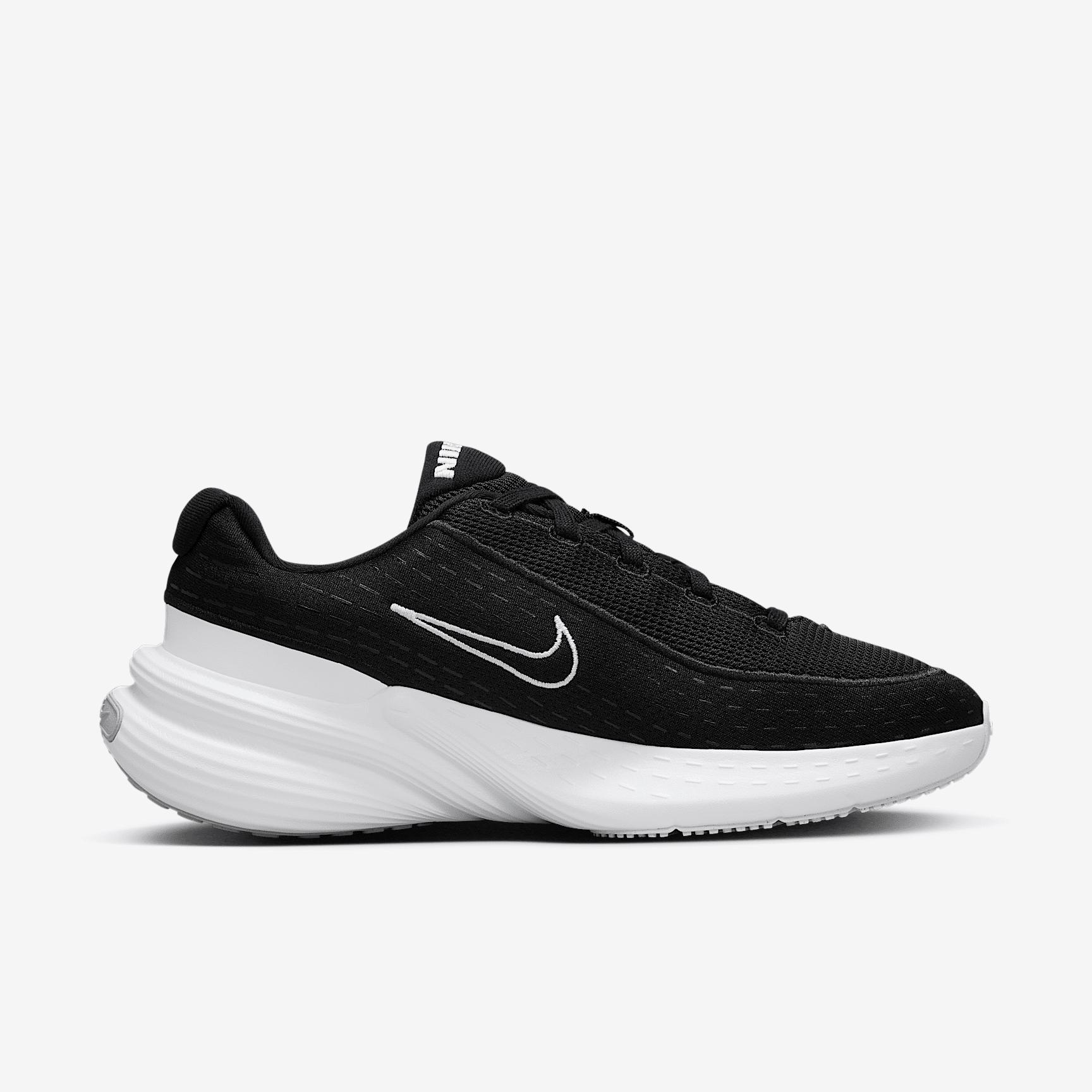 Nike Women's Uplift SC Shoes Product Image