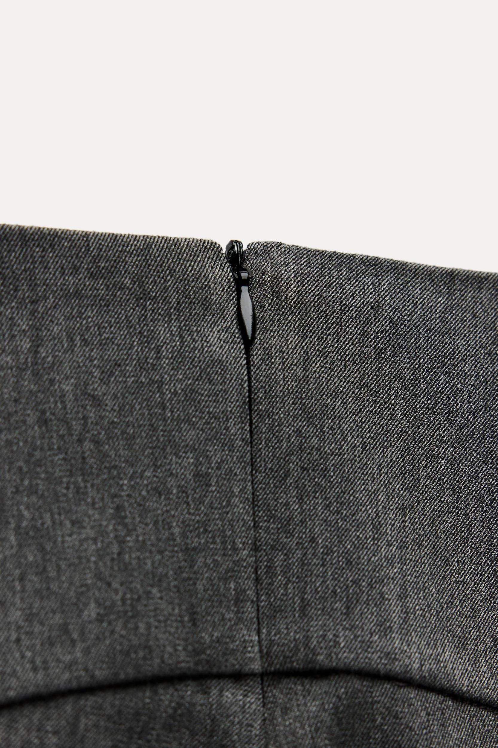 FLARED LEGGINGS WITH SIDE POCKETS Product Image