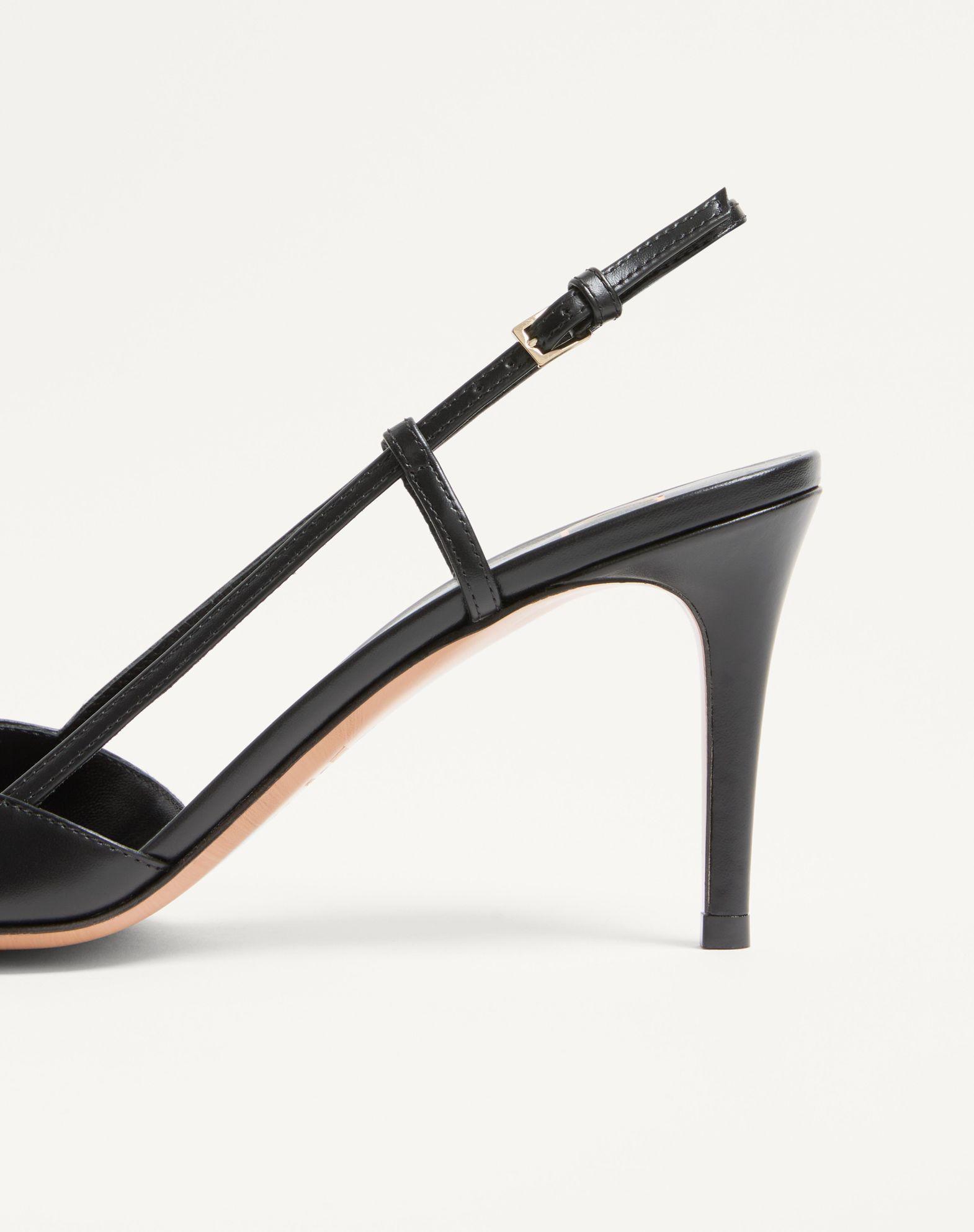 Vlogo Signature Calfskin Slingback Pump 80 Mm / 3.15 In. Product Image