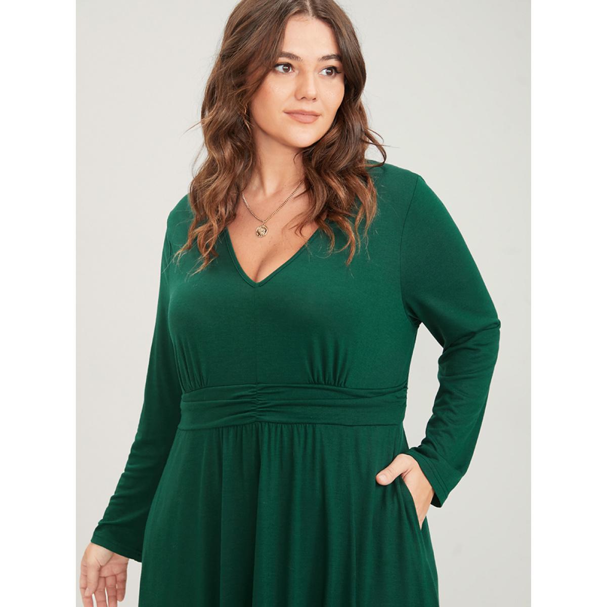 Plus Size Solid Deep V Neck Gathered Pocket Split Maxi Dress Green Women Elegant Pocket Deep V-neck Long Sleeve Curvy Long Dress BloomChic 10/M Product Image