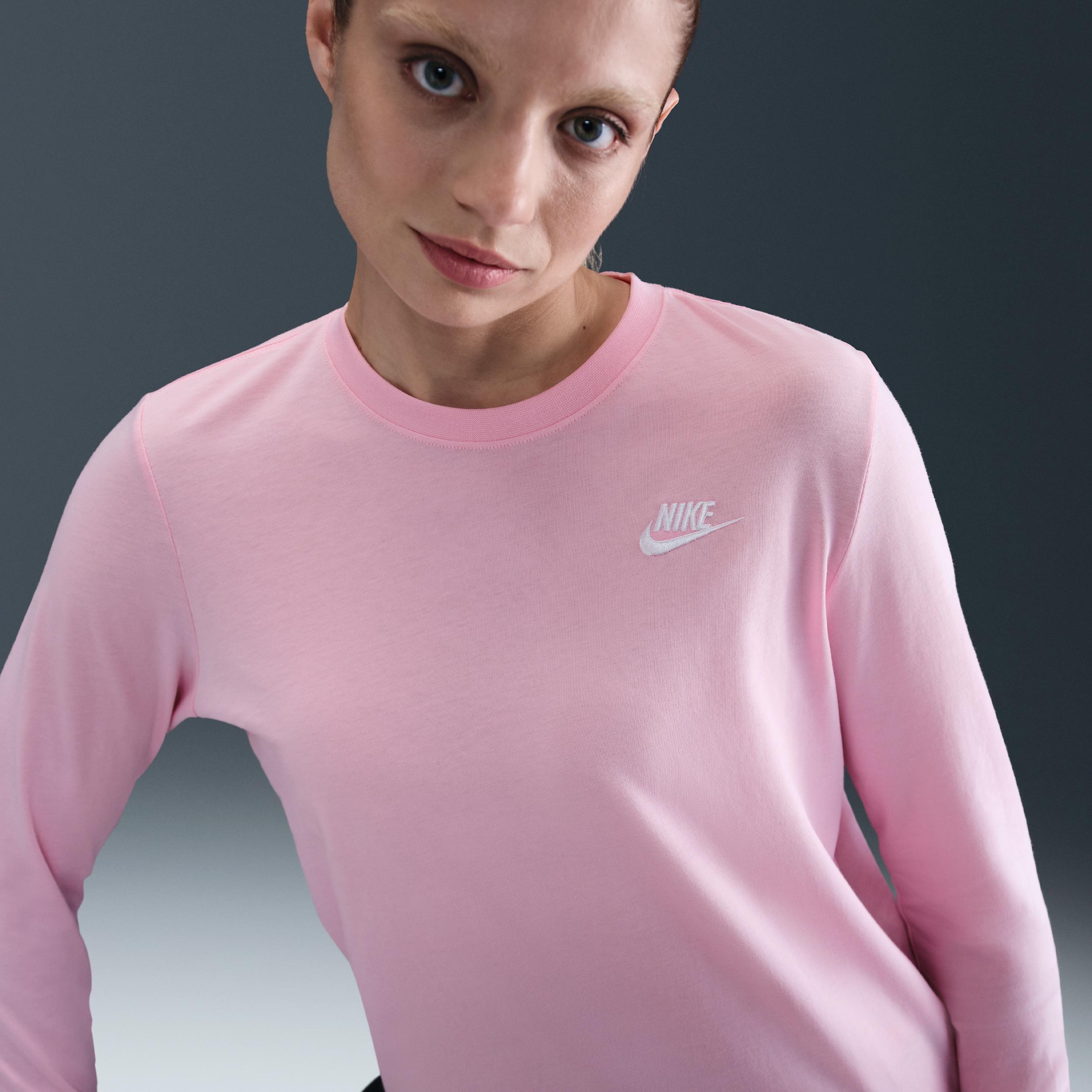 Nike Sportswear Club Women's Long-Sleeve T-Shirt Product Image