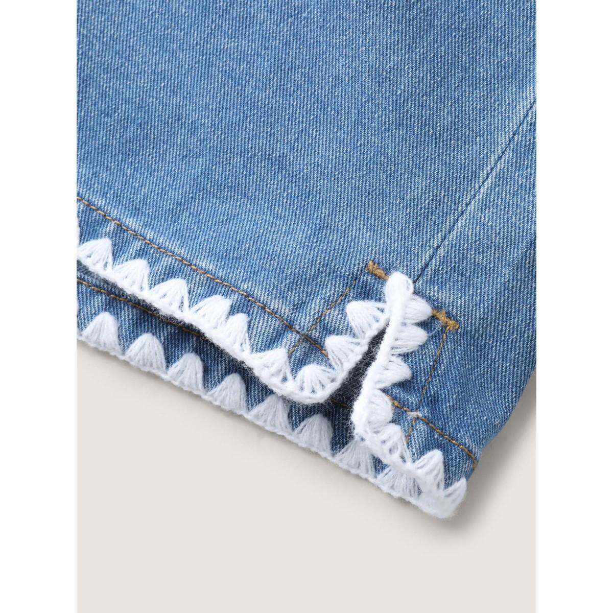 Plus Size Embroidered Hem Wide-Leg Denim Shorts Women Midblue No stretch Vacation Slanted pocket Resort Denim Shorts BloomChic 16/1X Product Image