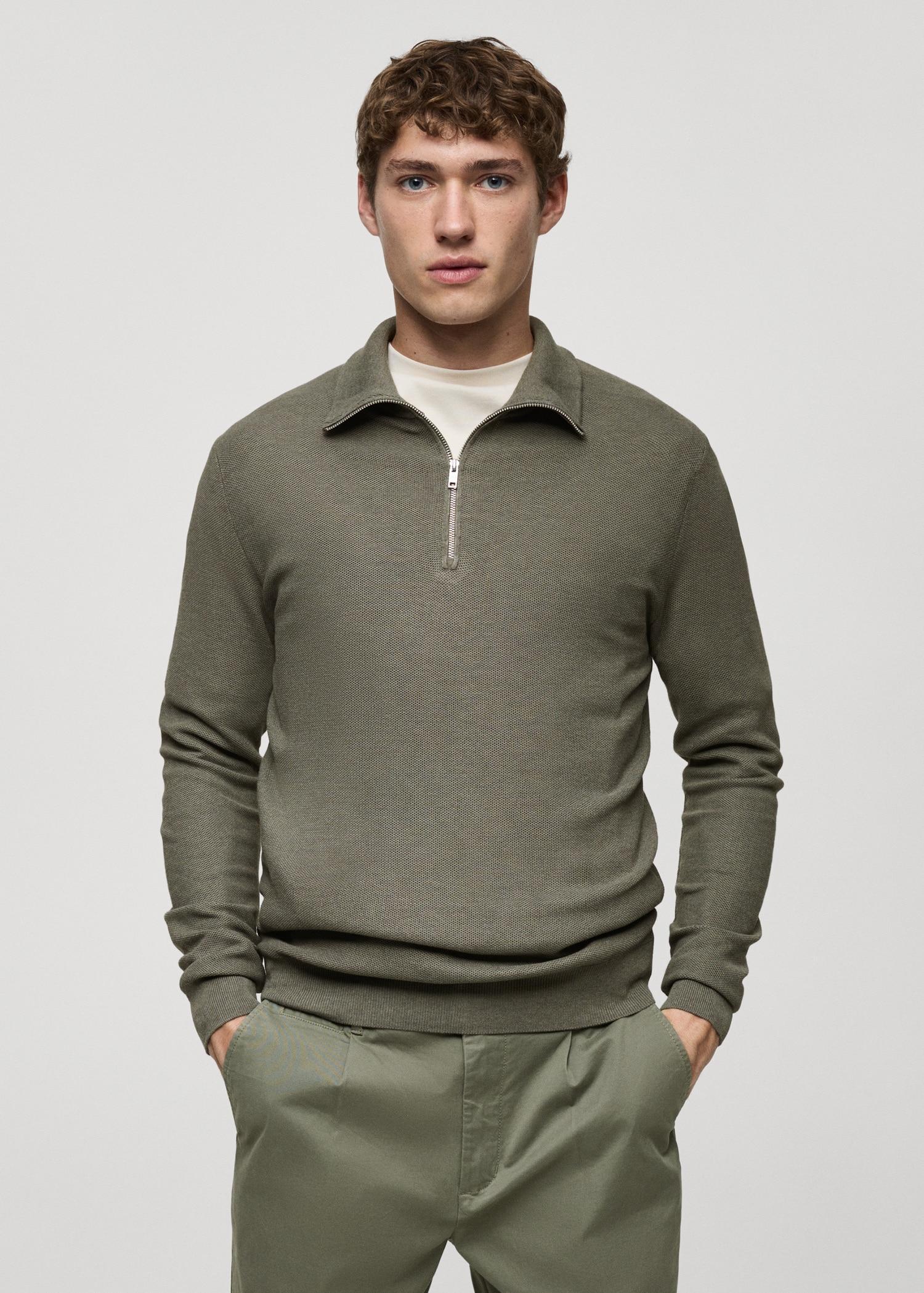 Microstructure sweater with zipper collar - Men | MANGO USA Product Image