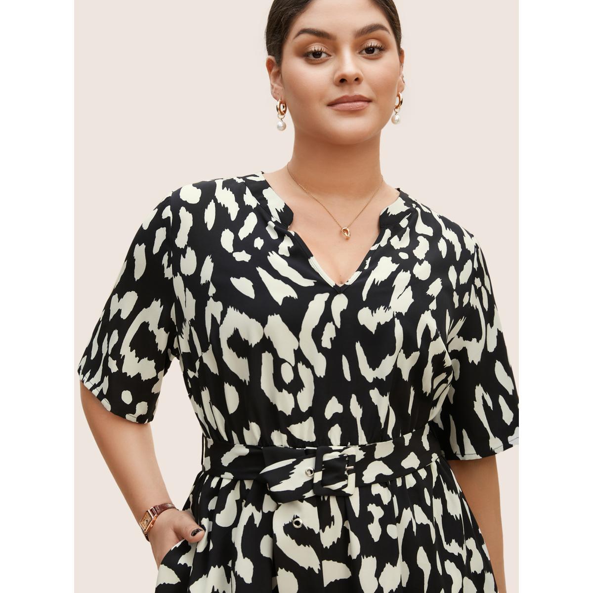 Plus Size Geometric Notched Belted Arc Hem Dress Black Women Work From Home Belted Flat collar with V-notch Half Sleeve Curvy BloomChic 30/6X Product Image