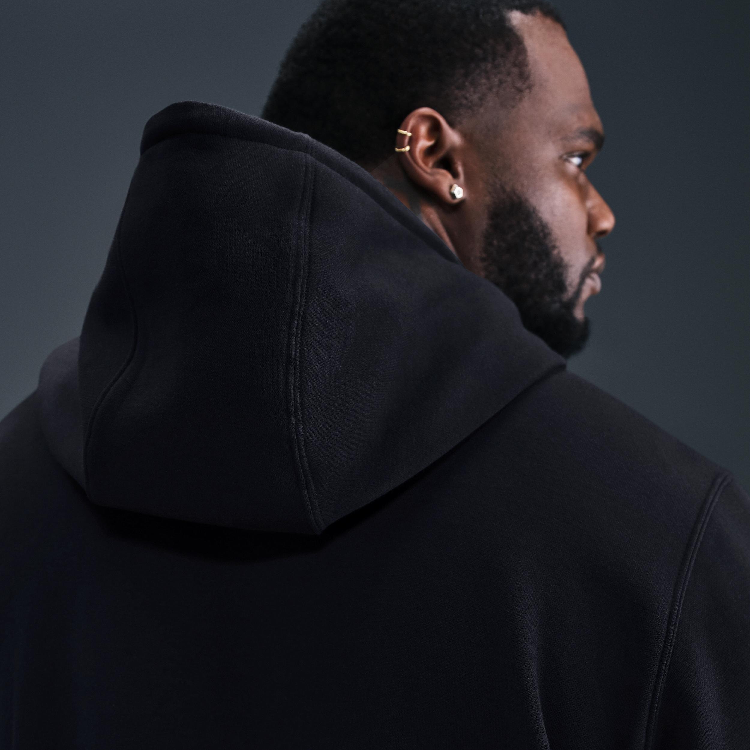 Nike Men's Club Pullover Fleece Hoodie Product Image