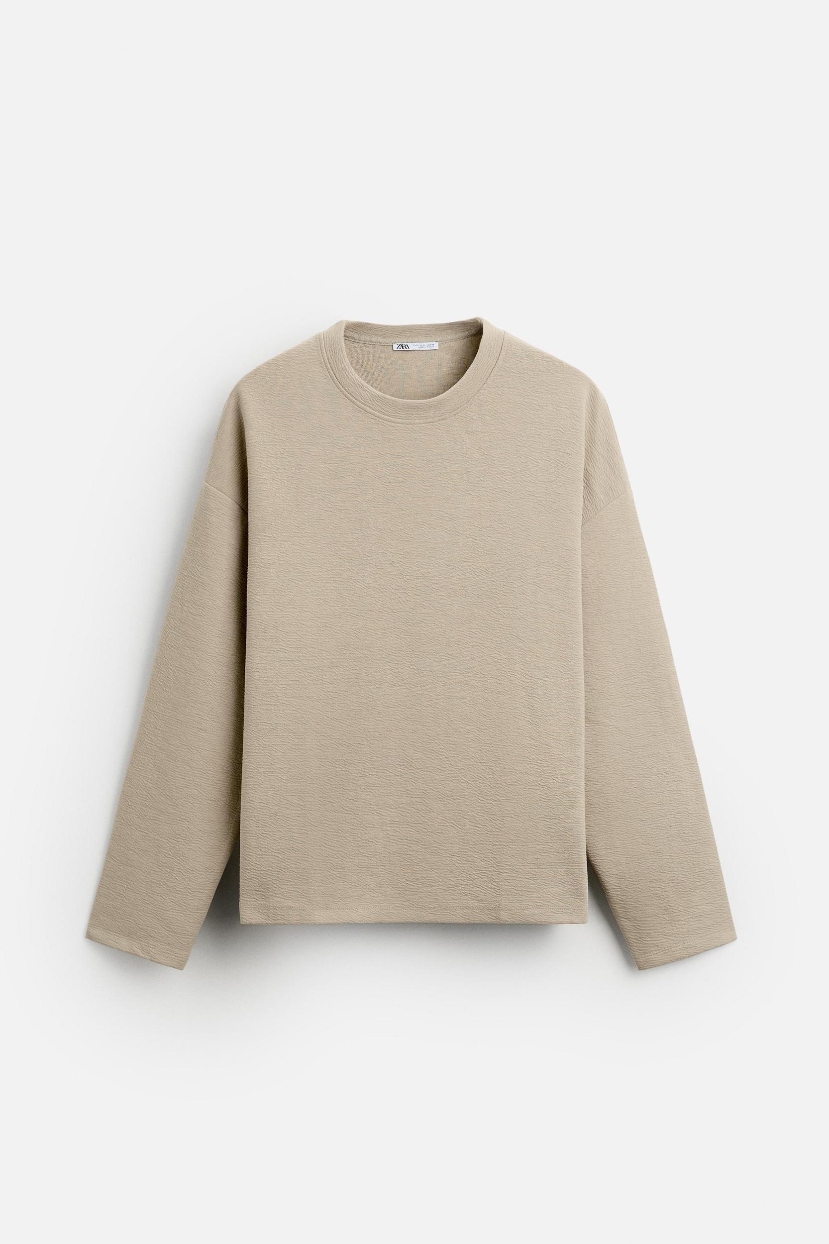 RAISED JACQUARD SWEATSHIRT Product Image