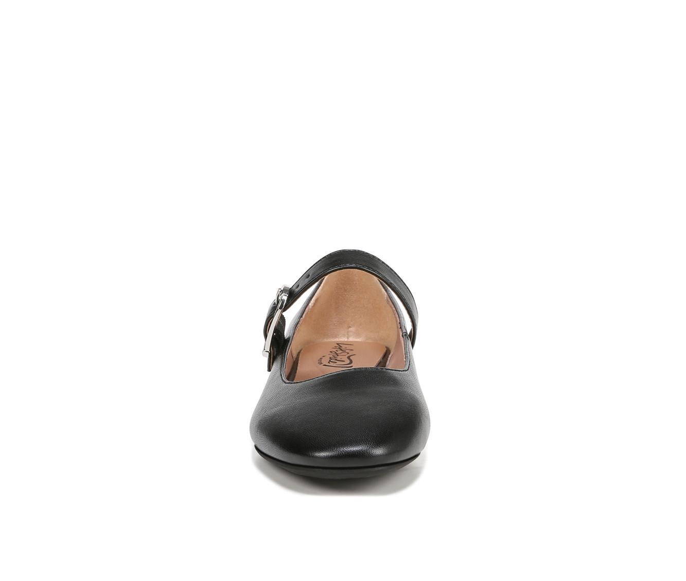 Women's LifeStride Cameo Mary Jane Pumps Product Image
