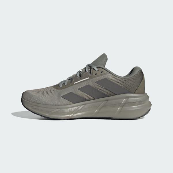 Adidas Mens Questar 3 Runinng Sneaker Running Sneakers Product Image