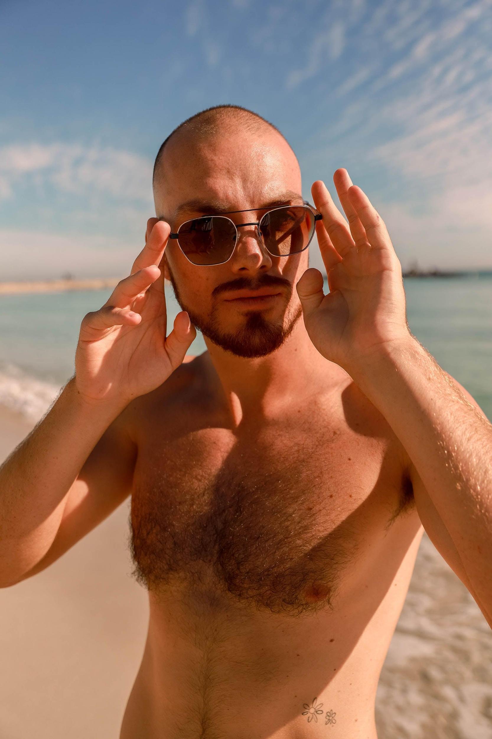 Biscayners Woodcrest Blue Men's Sunglasses Product Image
