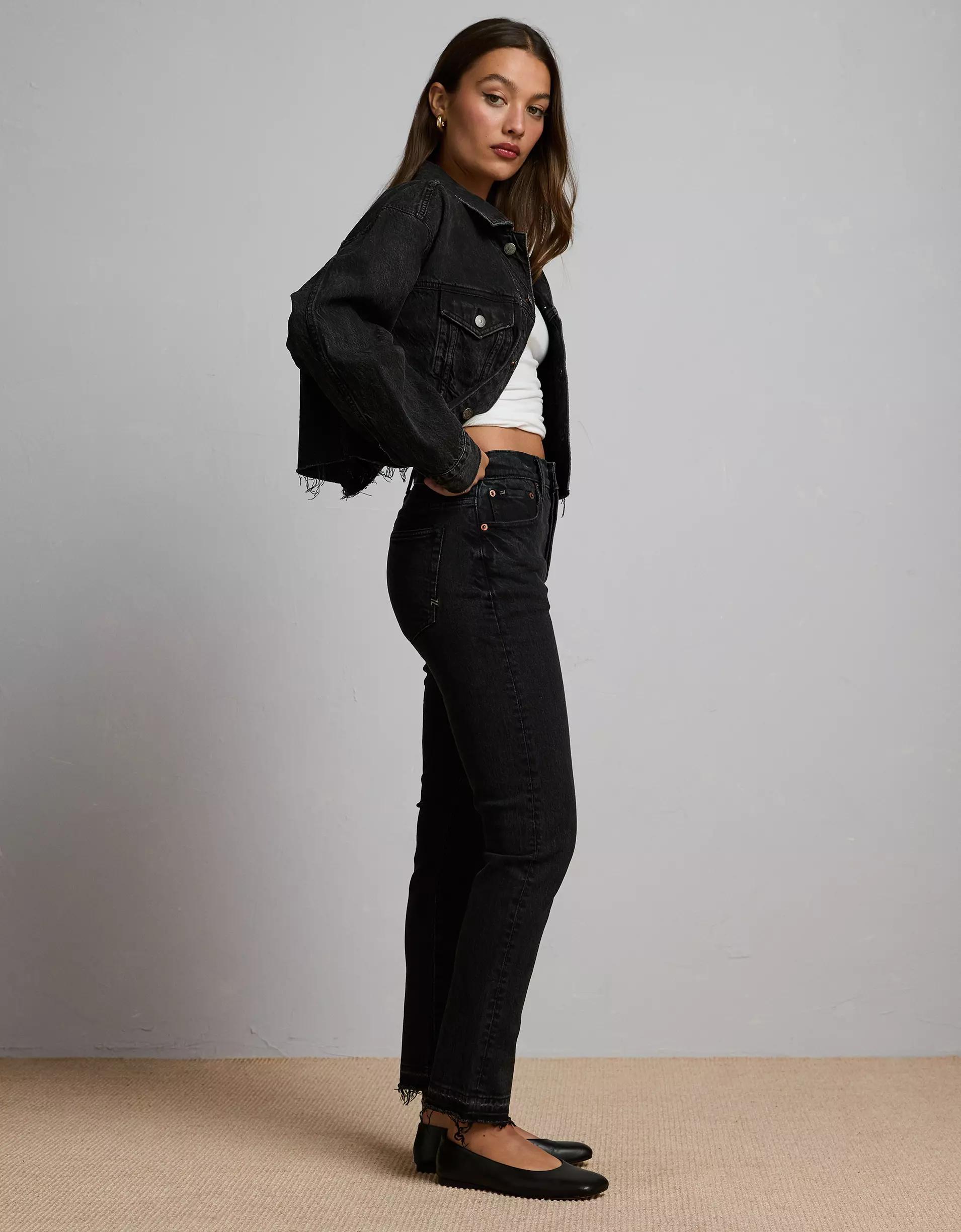 AE77 Premium Straight Crop Jean Product Image