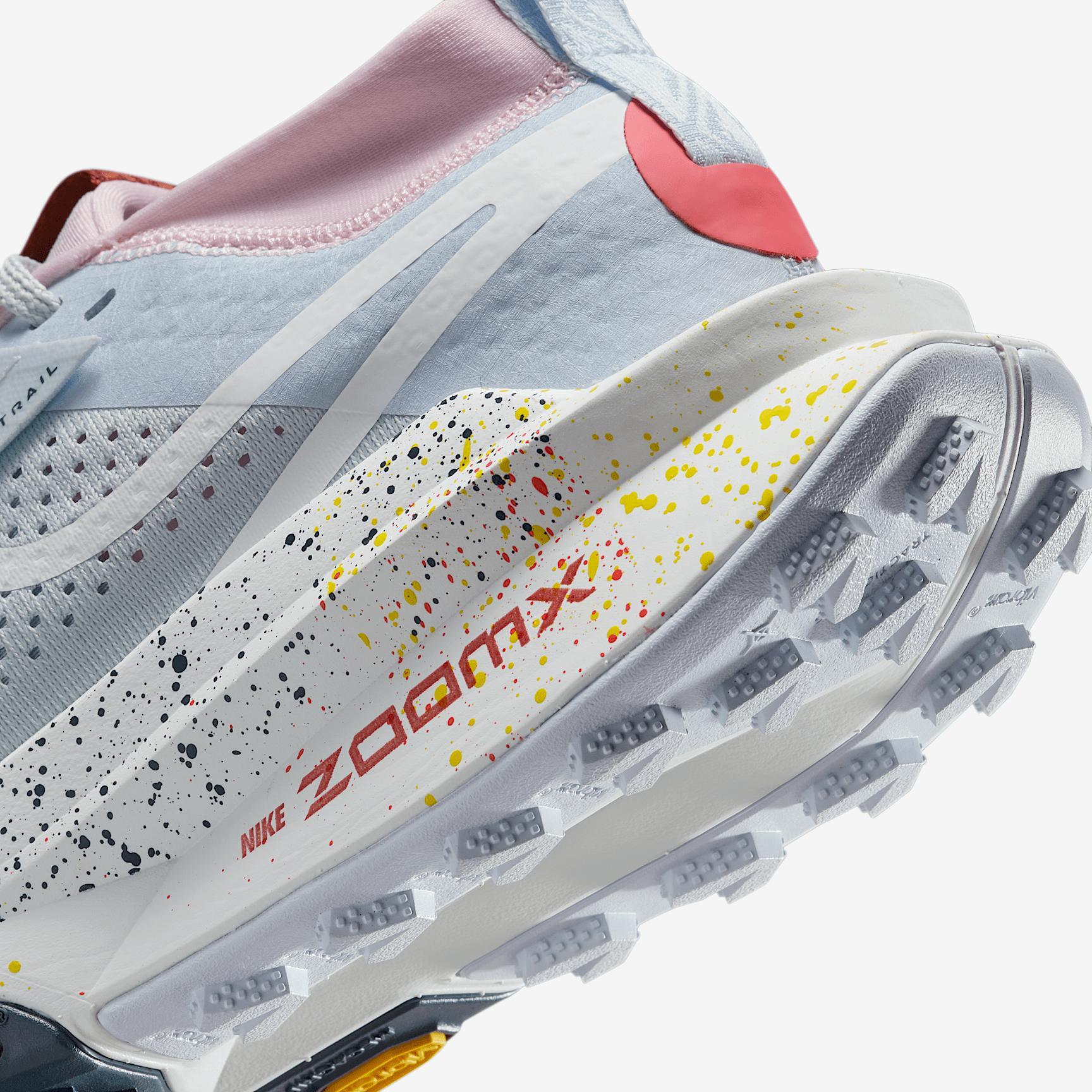 Nike Women's Zegama 2 Trail Running Shoes Product Image