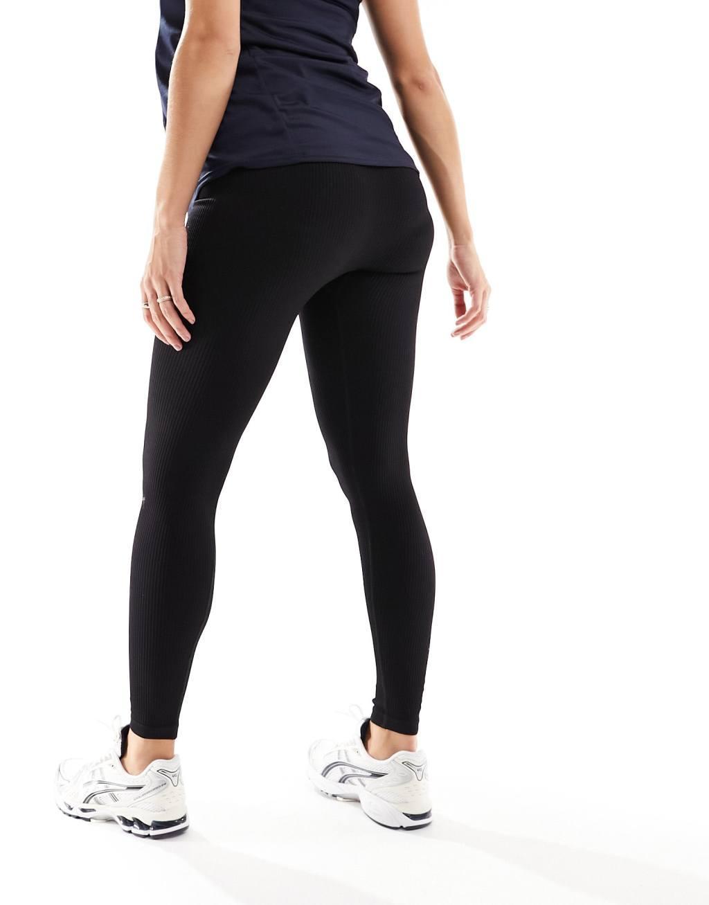 4505 Maternity Icon seamless rib gym legging in black  Product Image