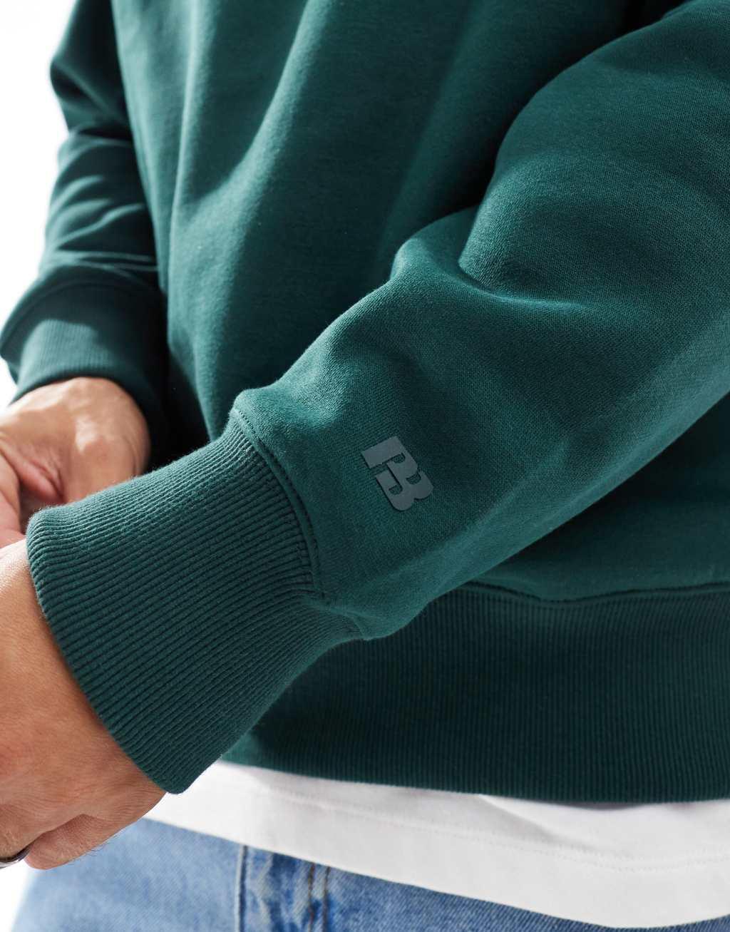 Pull&Bear Sweatshirt in bottle green Product Image