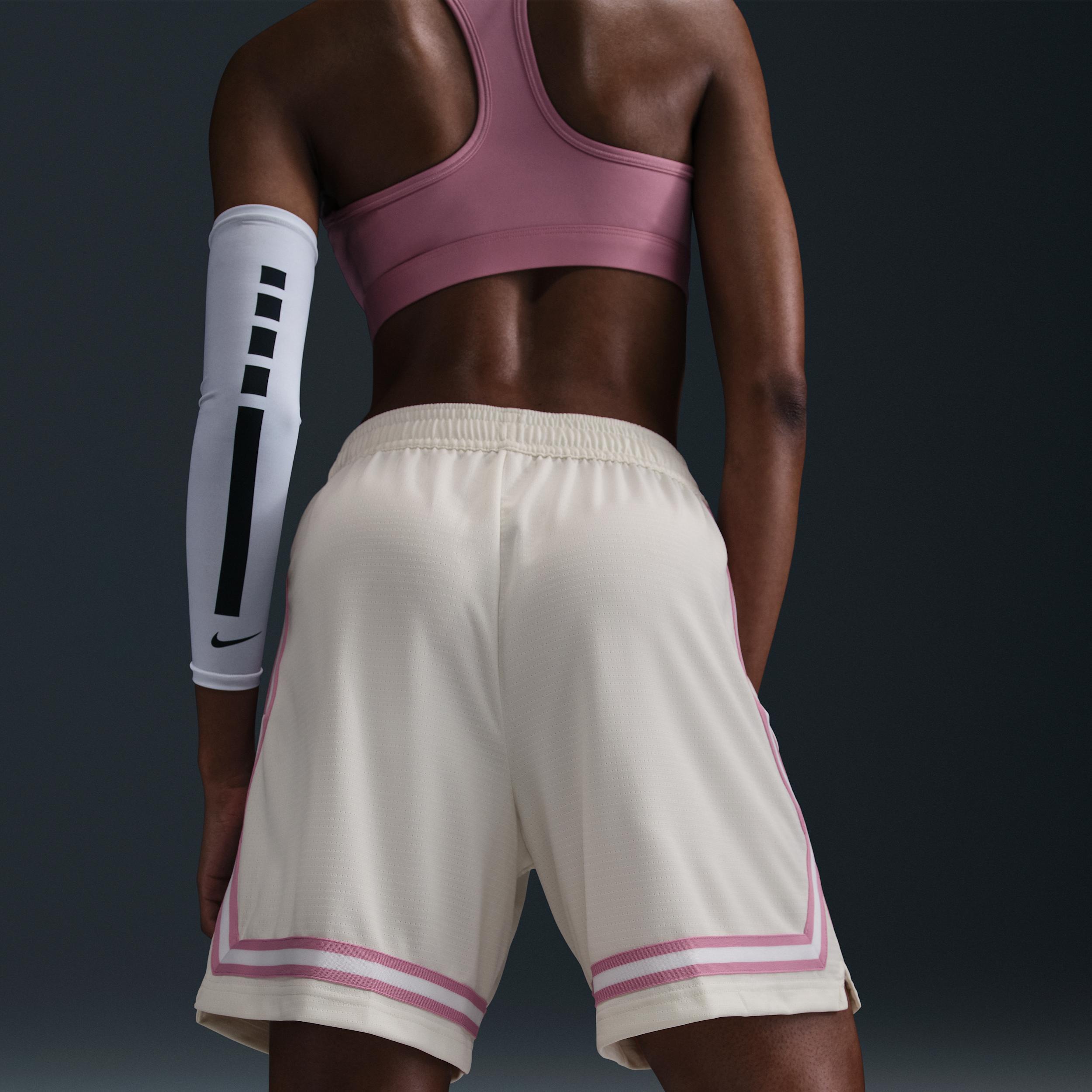 Nike Womens Crossover Dri-FIT 7 Basketball Shorts Product Image