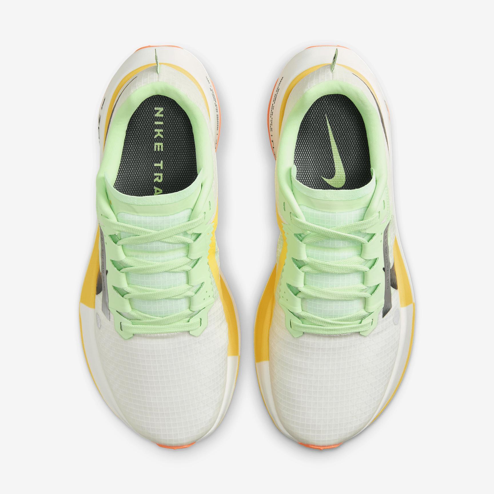 Nike Ultrafly Women's Trail Racing Shoes Product Image