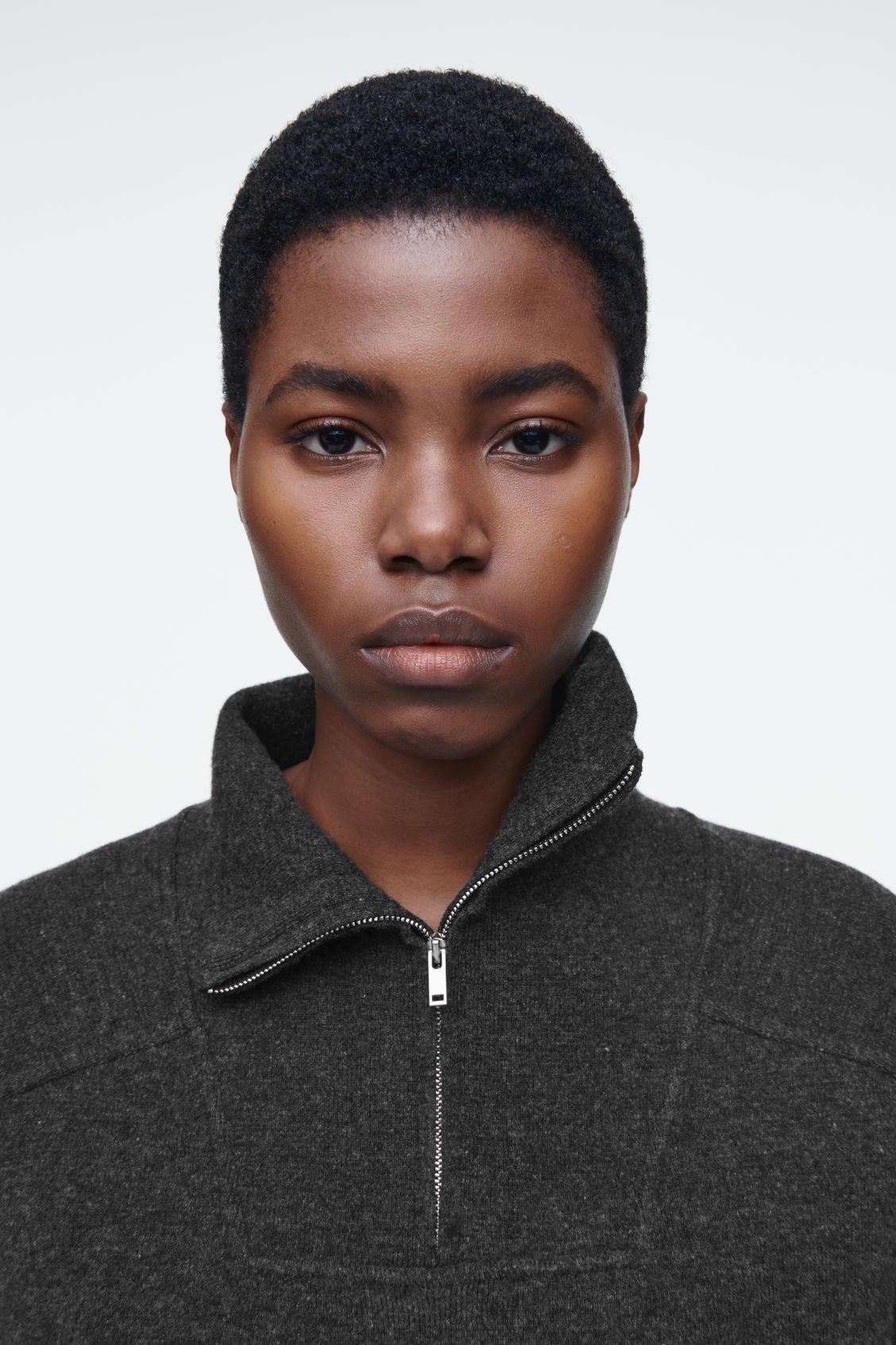 MERINO WOOL HALF-ZIP SWEATER Product Image