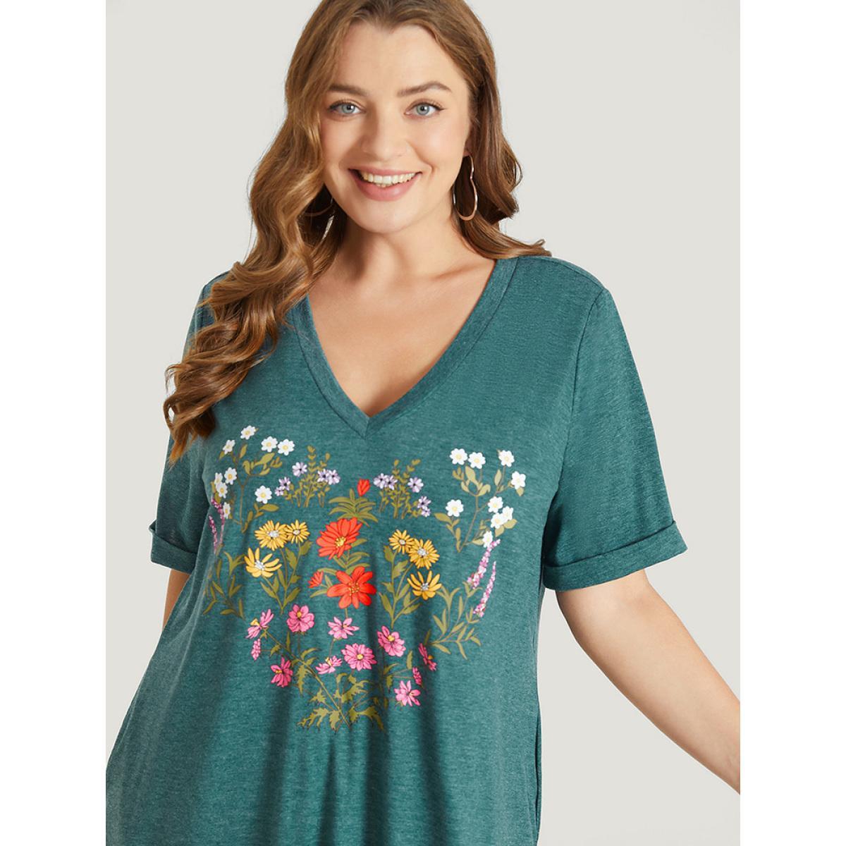 Plus Size Floral Print Roll Sleeve Pocket V Neck Dress Emerald Women Casual Non V-neck Short sleeve Curvy Midi Dress BloomChic 22-24/3X Product Image