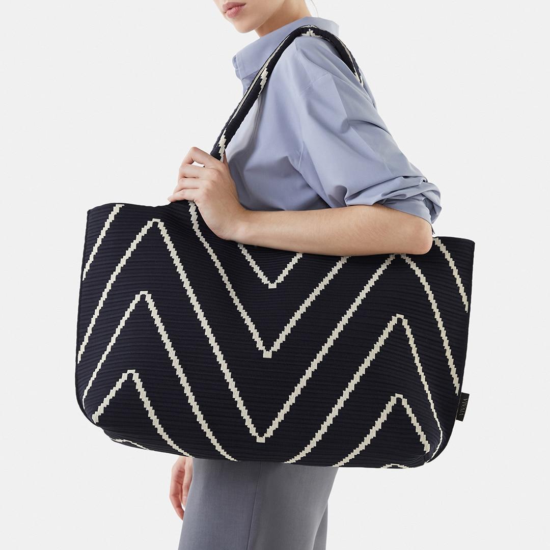 The Classic Tote (Wallace) Product Image