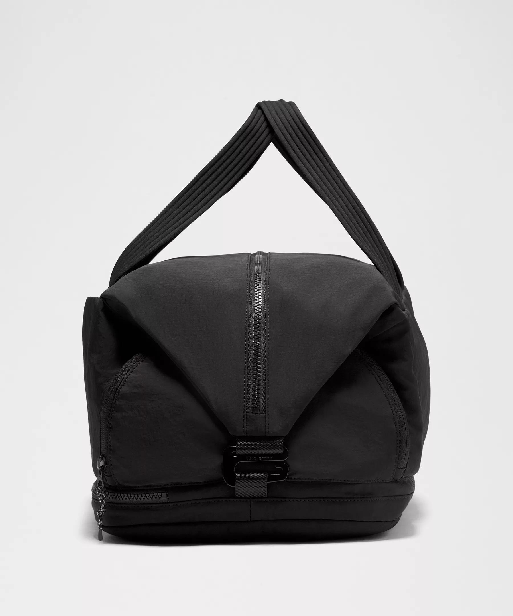 3-in-1 Gym Duffle Bag 30L Product Image