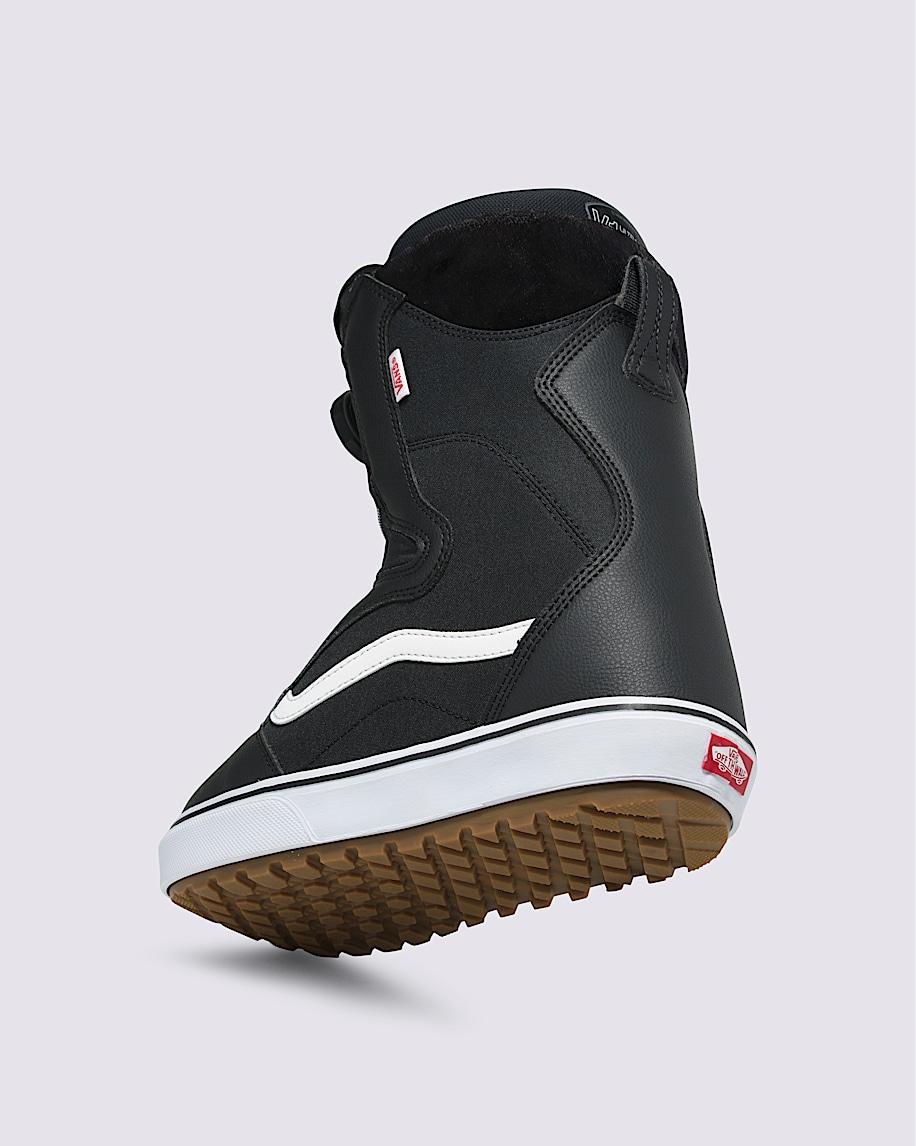 Womens Encore OG Snowboard Boot in Black| Vans US Product Image