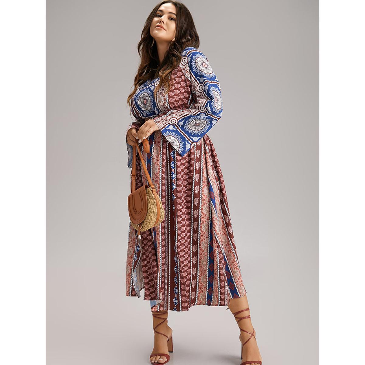Plus Size Boho Print Keyhole Split Hem Pocket Dress Scarlet Women Vacation Printed Notched collar Long Sleeve Curvy Midi Dress BloomChic 12/L Product Image