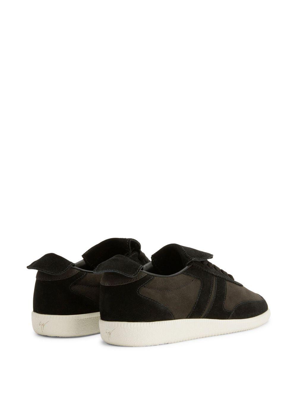 League leather sneakers  Product Image