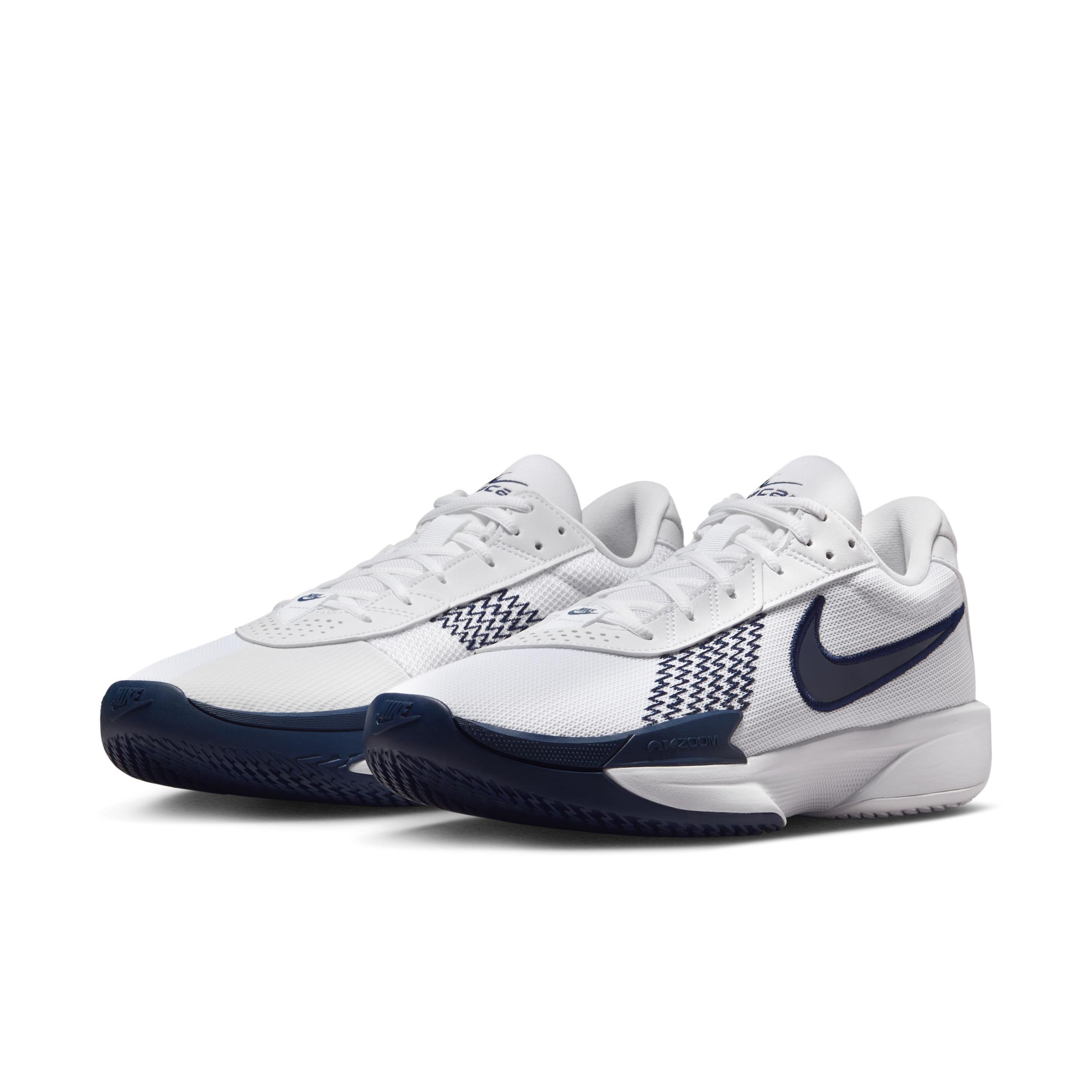 Nike Men's G.T. Cut Academy Basketball Shoes Product Image